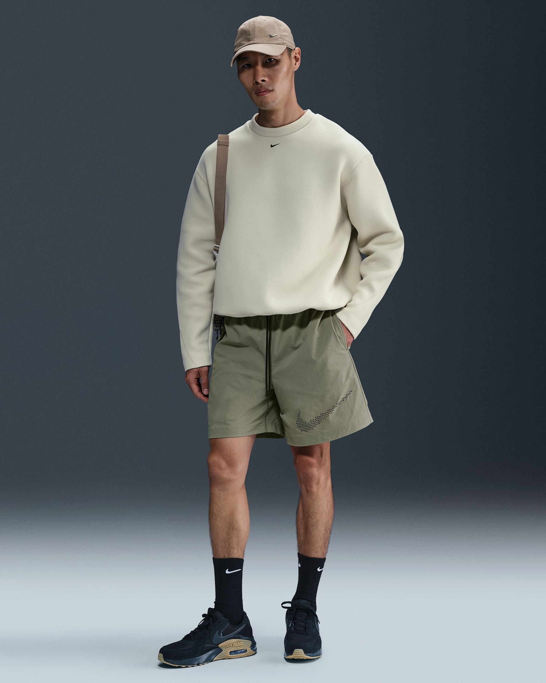 Ανδρικό υφαντό σορτς Nike Tech - Light Army/Μαύρο