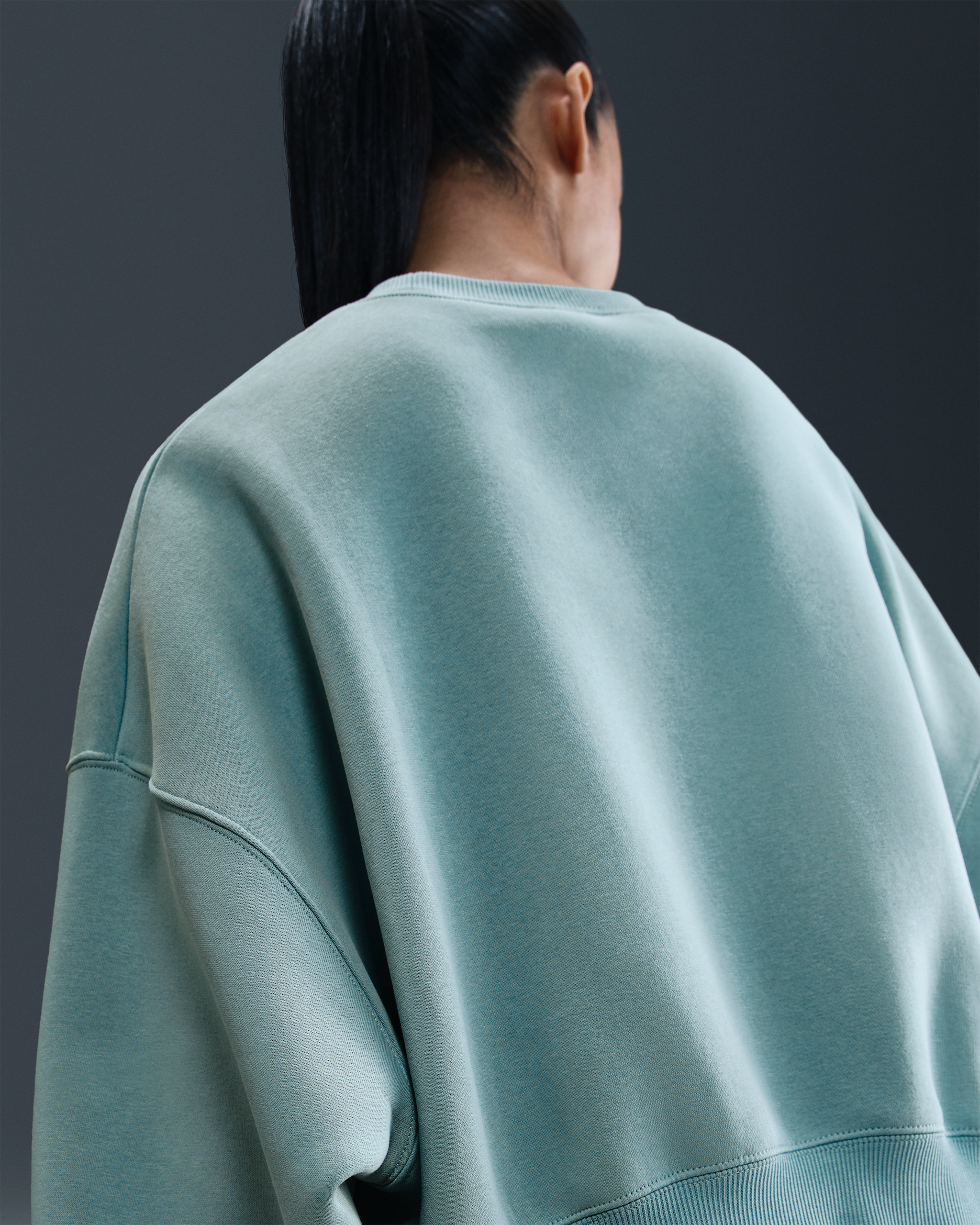 Nike Sportswear Phoenix Fleece Women's Over-Oversized Crew-Neck Sweatshirt