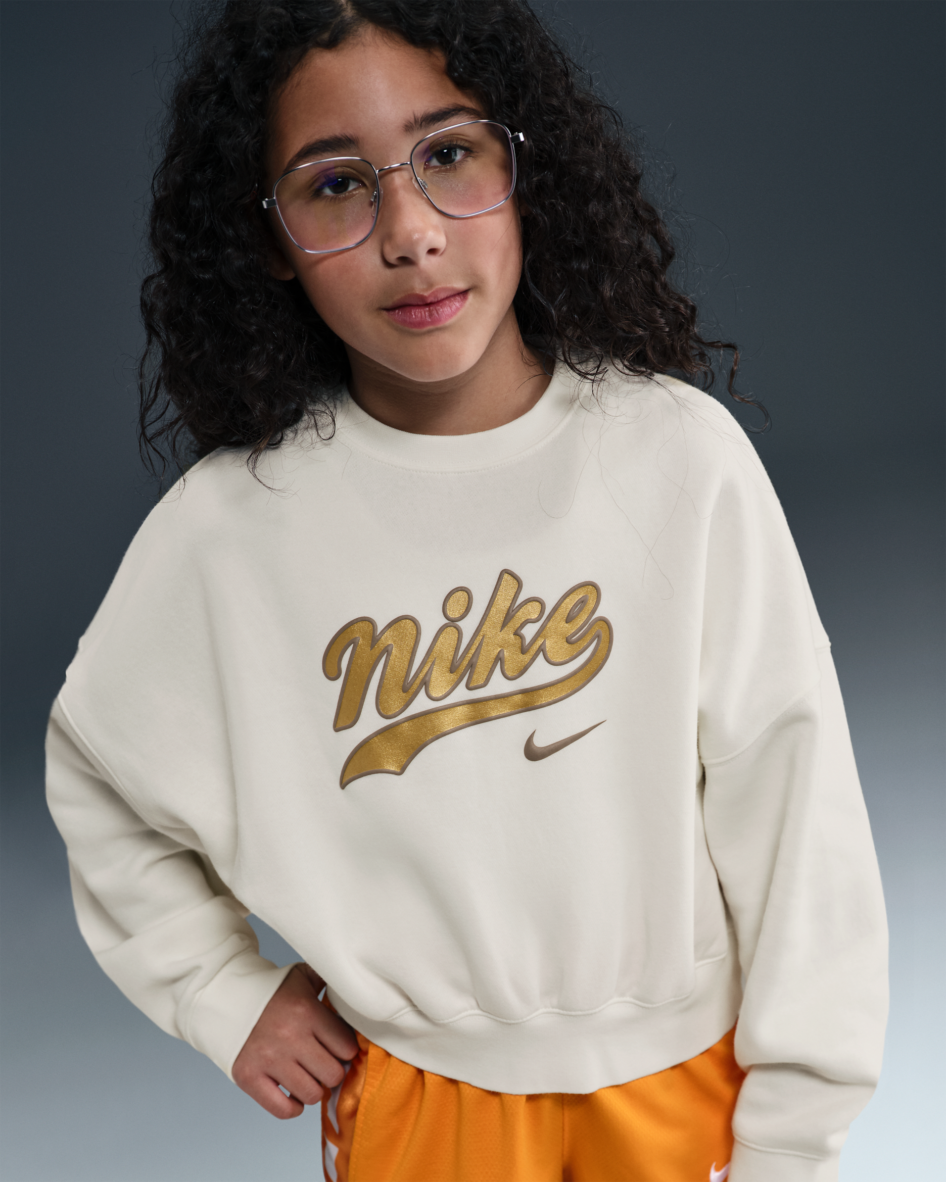 Sweatshirt de lã cardada recortada Nike Sportswear Júnior (Rapariga) - Sail/Dourado metalizado
