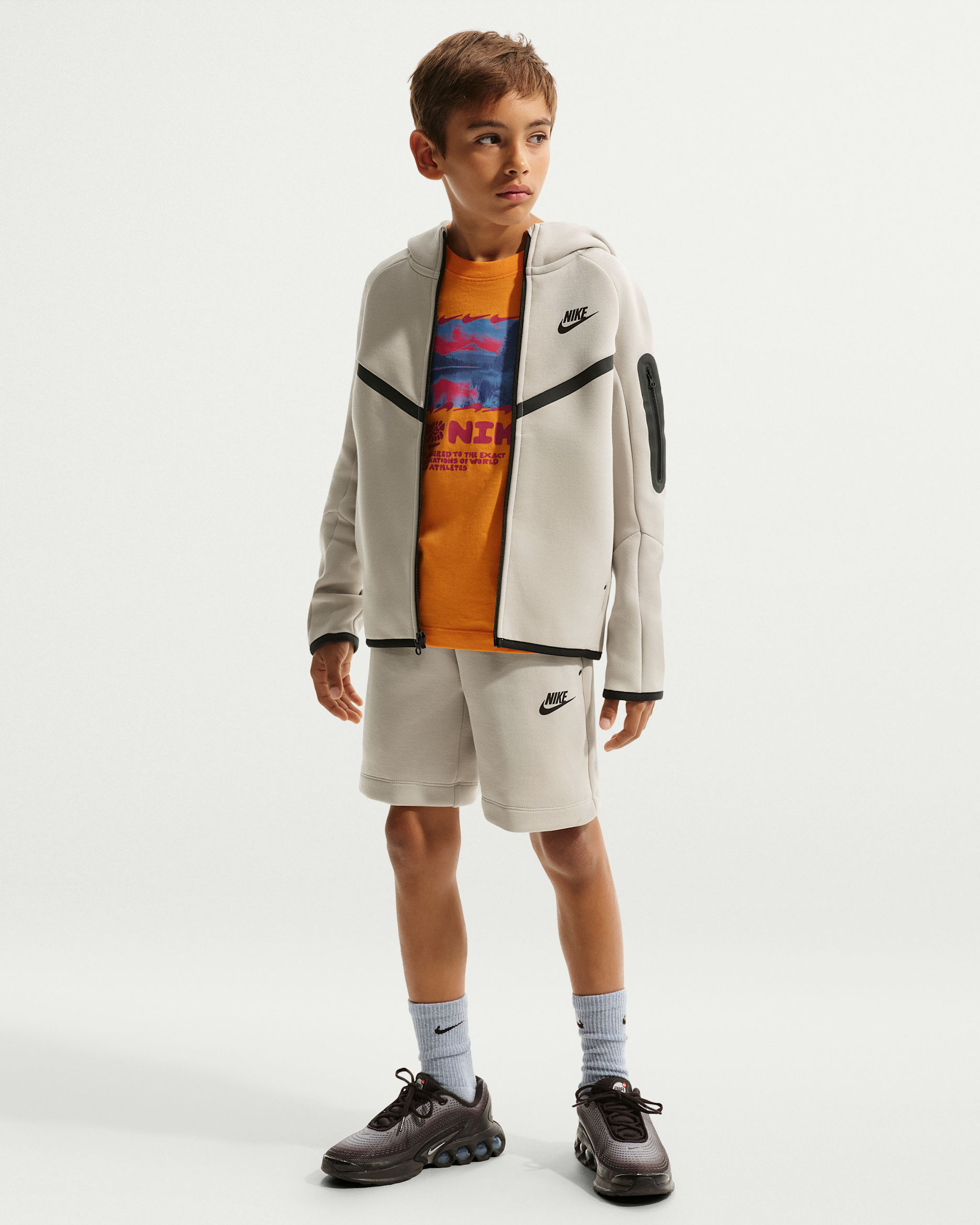 Shorts para niño talla grande Nike Sportswear Tech Fleece - Crema II/Negro