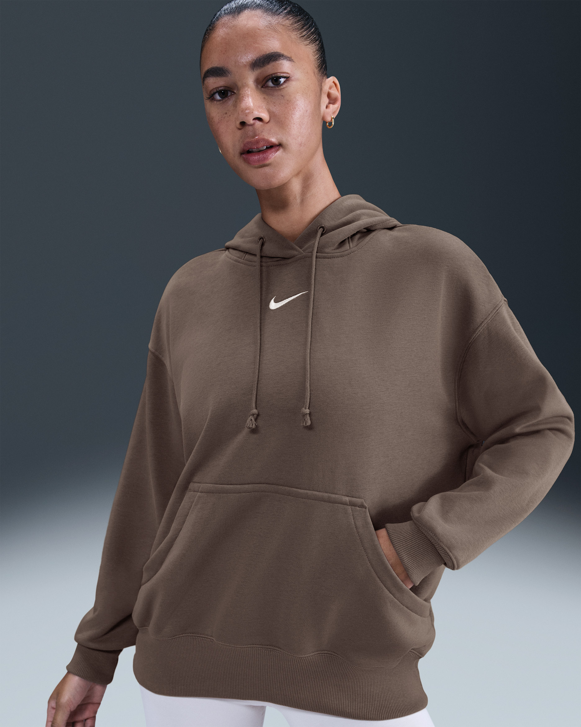 Sudadera con gorro sin cierre de French Terry oversized para mujer Nike Sportswear Phoenix Fleece - Marrón visón/Vela