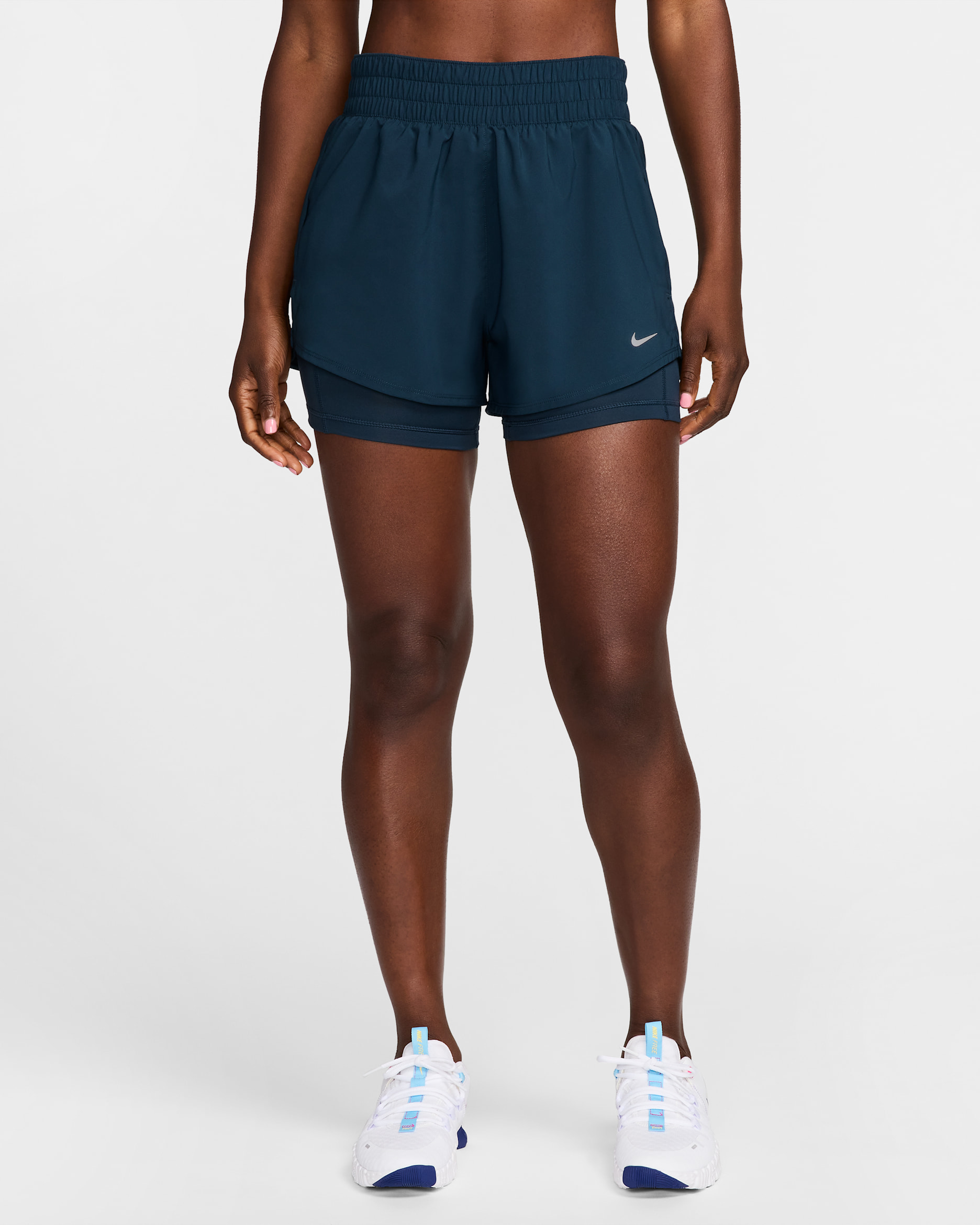 Shorts 2 en 1 Dri-FIT de tiro alto de 8 cm para mujer Nike One - Azul marino militar