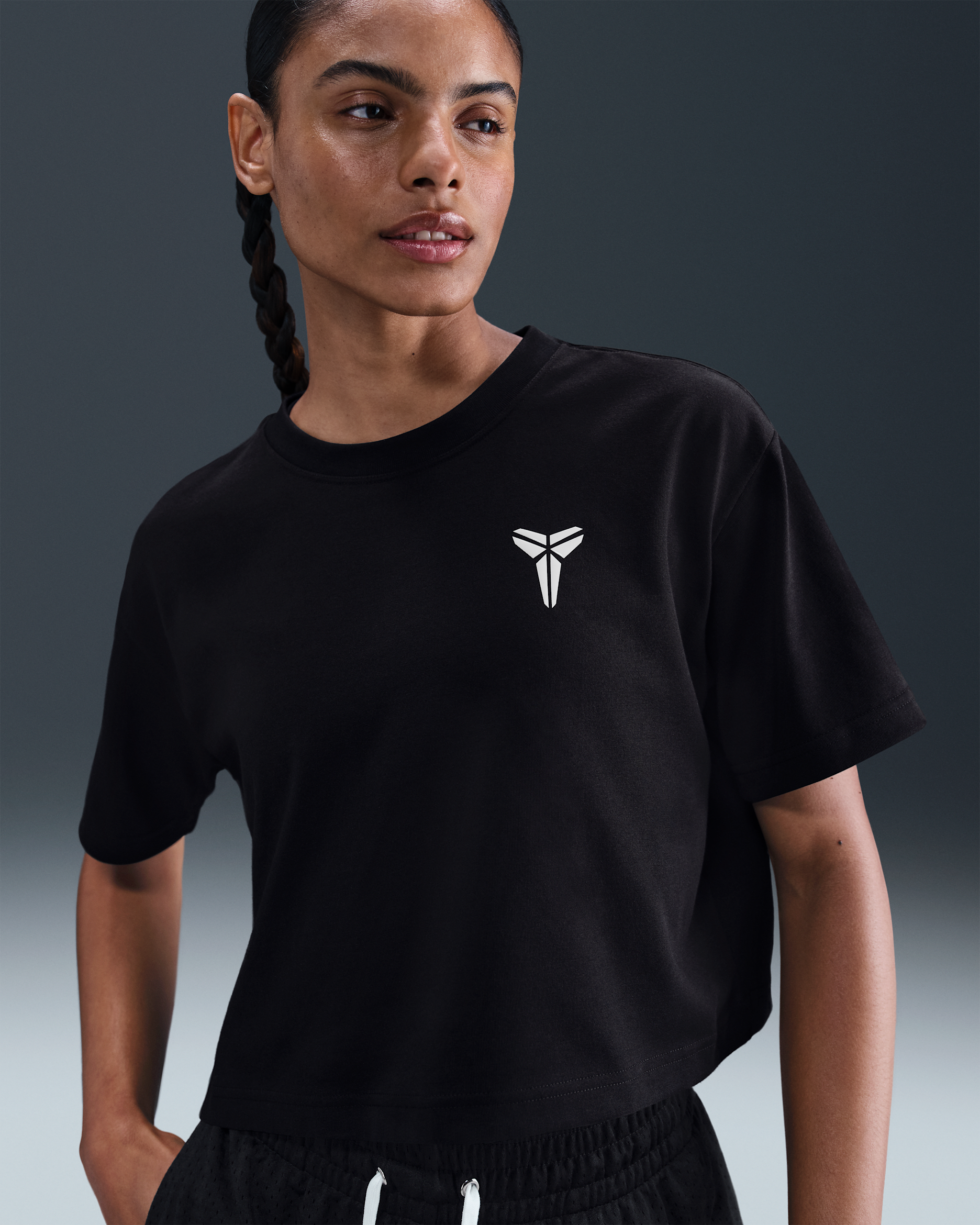 T-shirt de basquetebol recortada Dri-FIT Kobe para mulher - Preto
