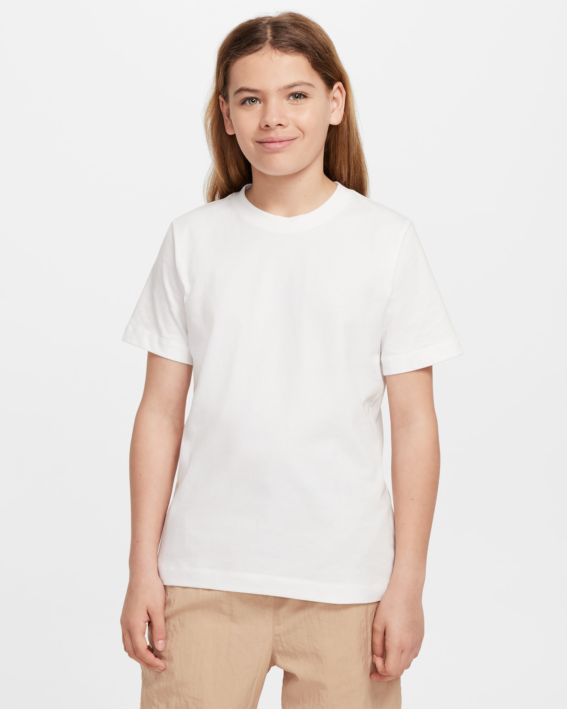 Nike Older Kids' Short-Sleeved Crew-Neck T-Shirt - White