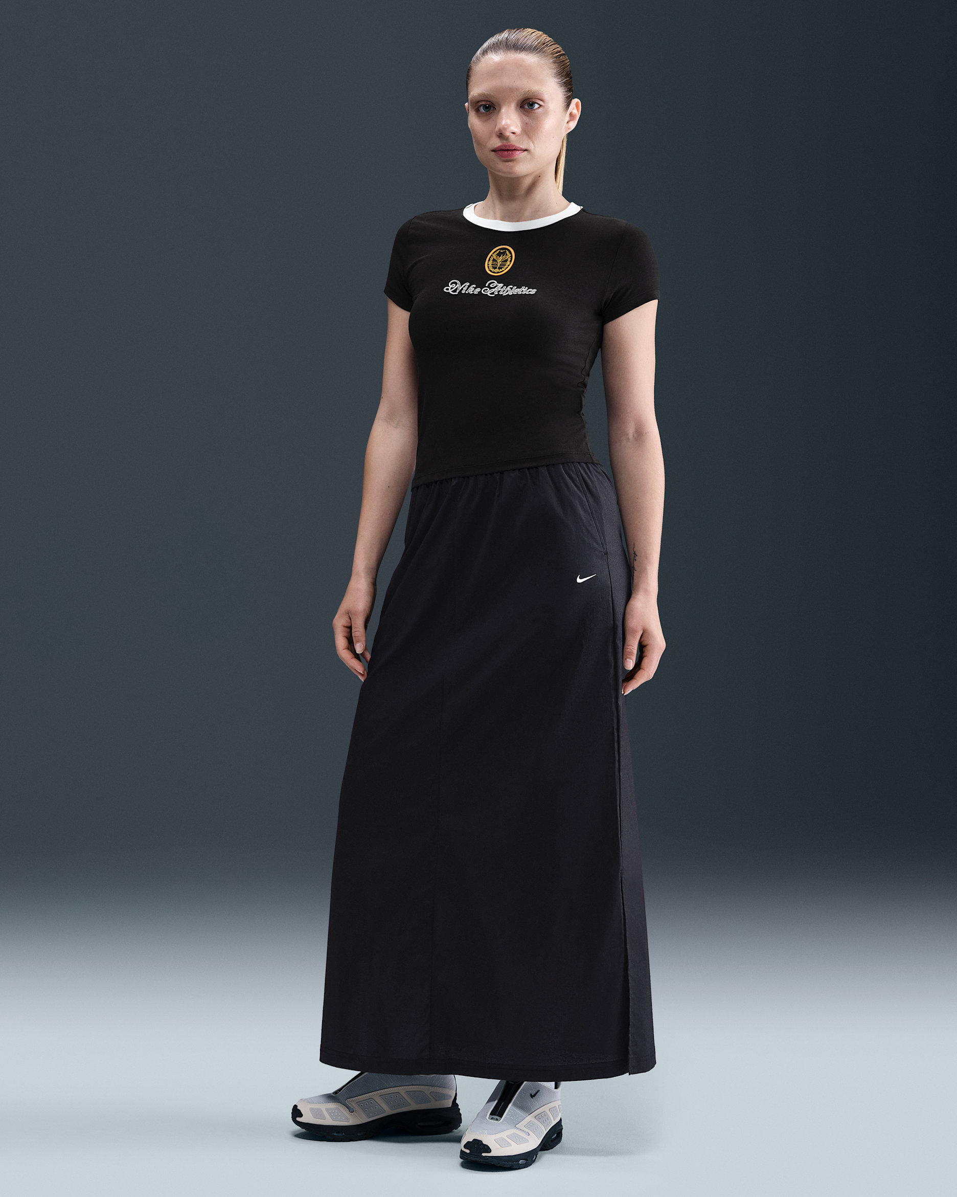 Jupe tissée ample Nike Sportswear Chill Poplin pour femme - Noir/Sail