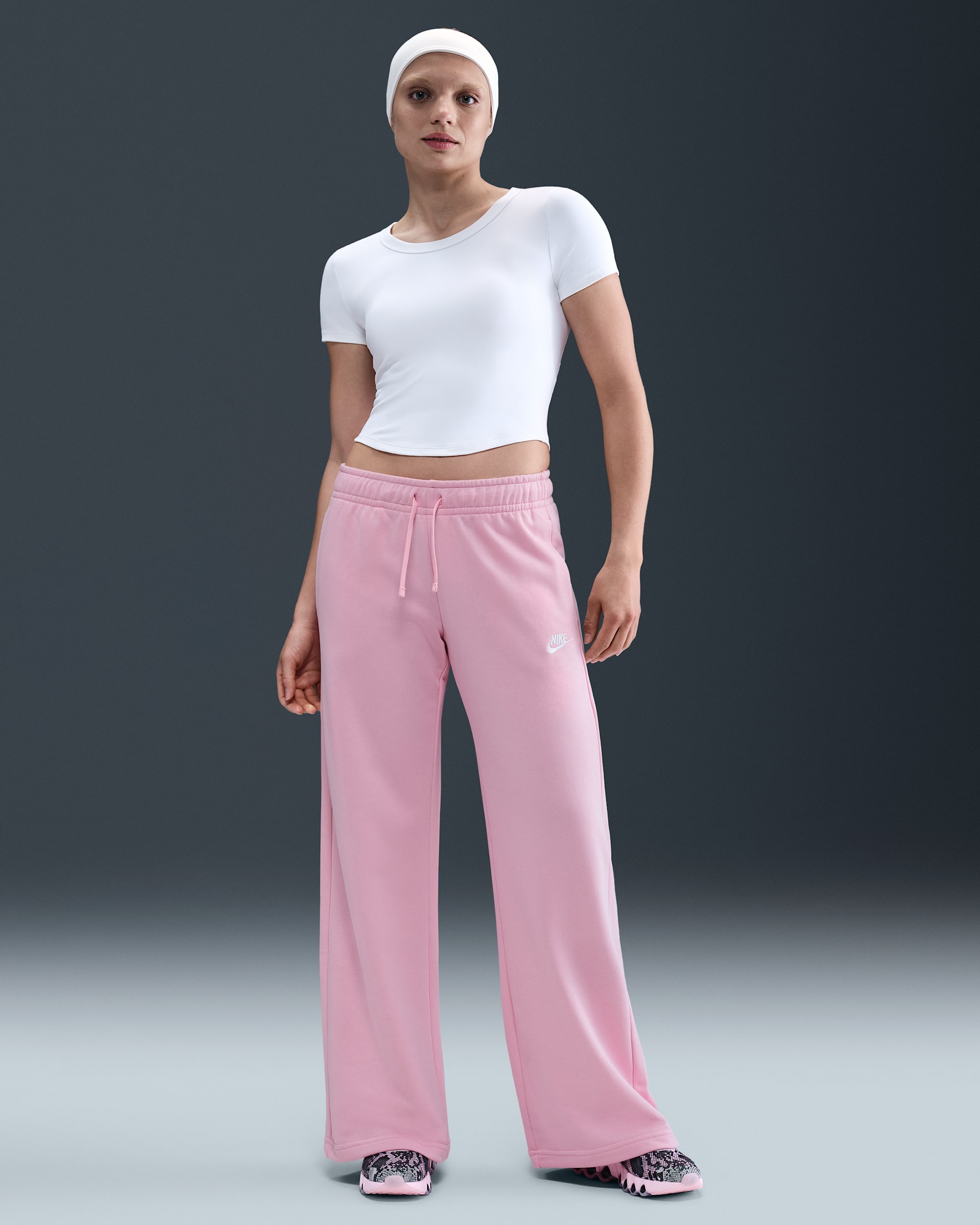Nike Sportswear Club Fleece Women's Mid-Rise Wide-Leg Sweatpants - Medium Soft Pink/White