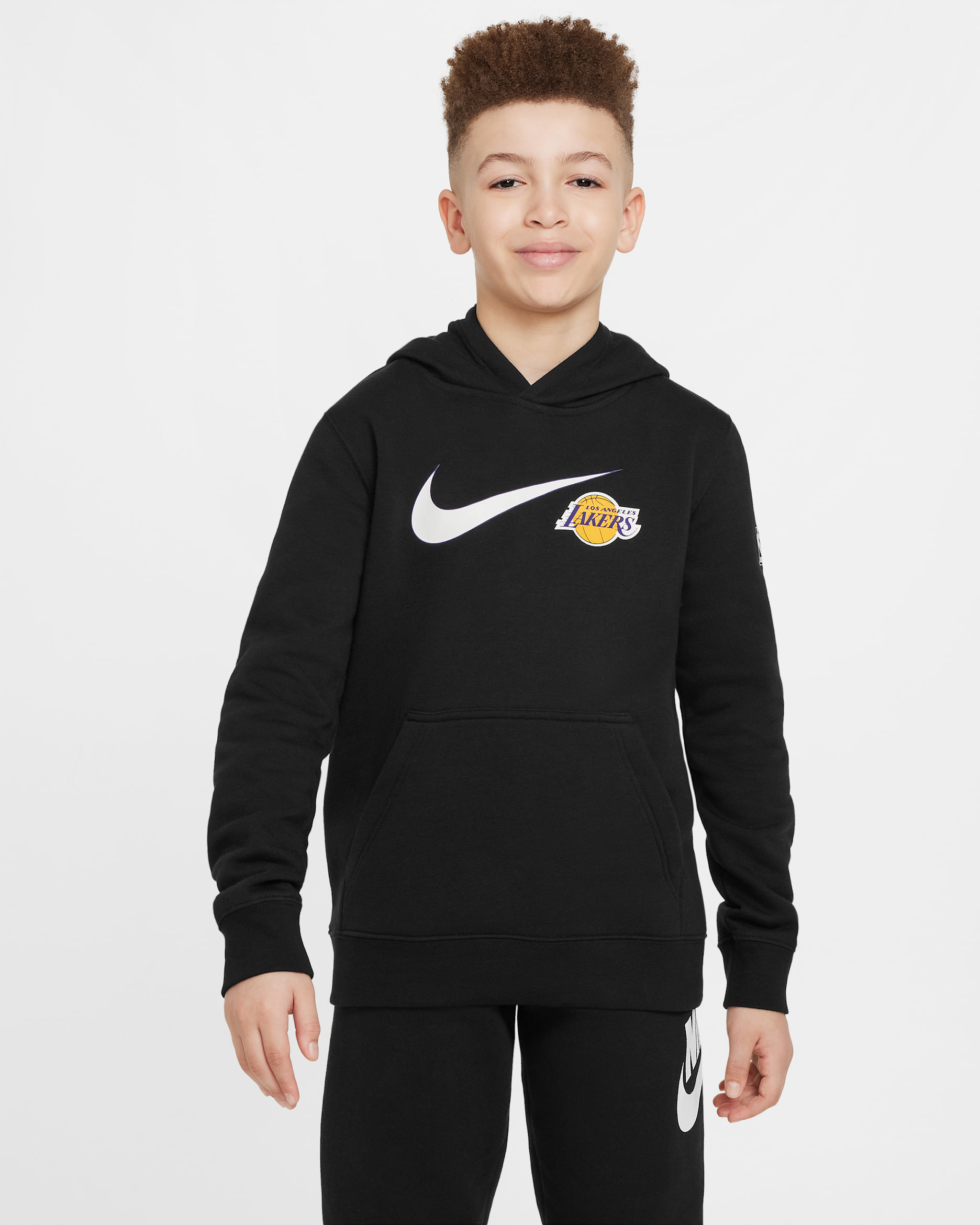 Los Angeles Lakers Club Fleece Essential Older Kids' (Boys') Nike NBA Hoodie - Black