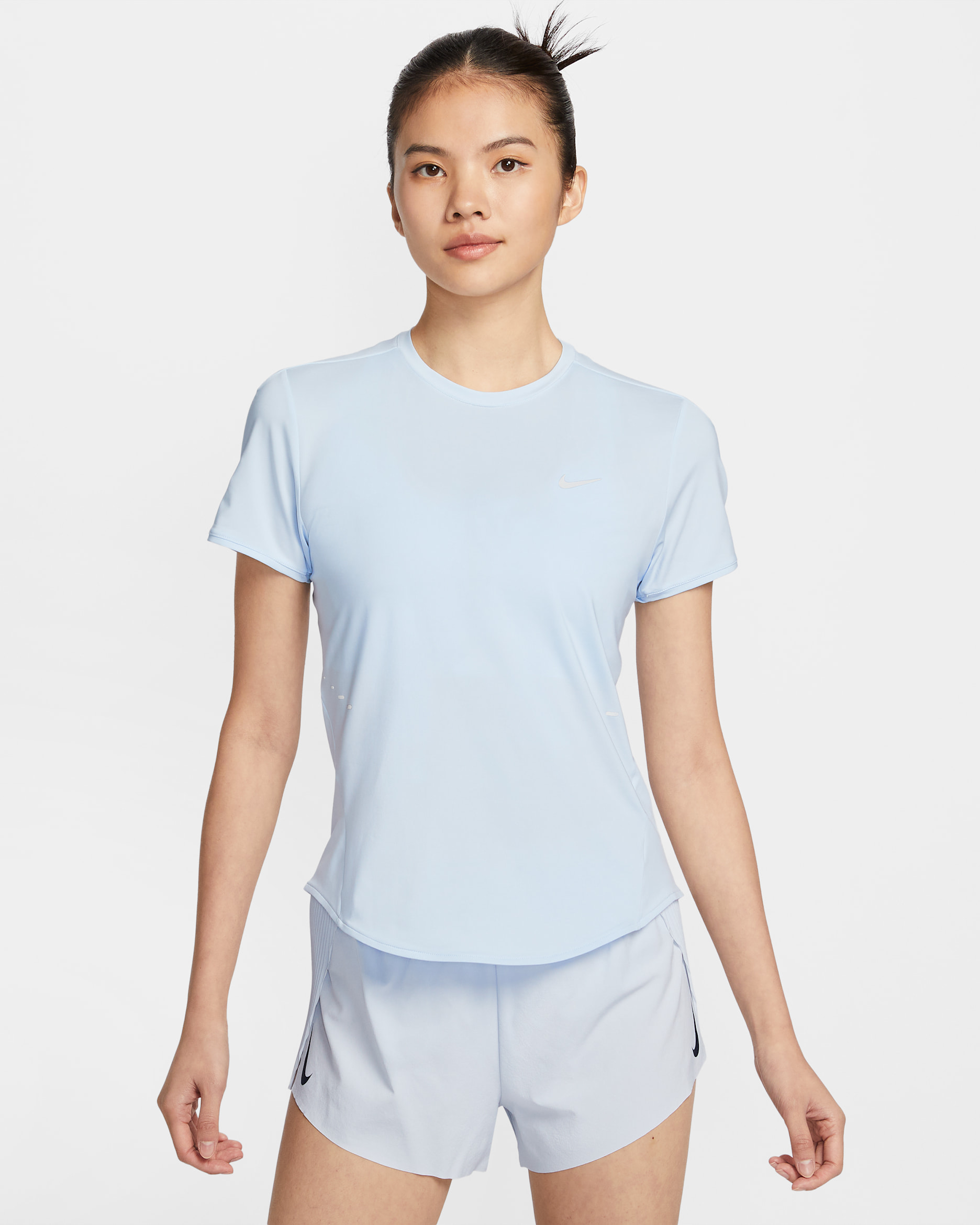 Nike Swift 女款 Dri-FIT 短袖跑步上衣 - Blue Tint