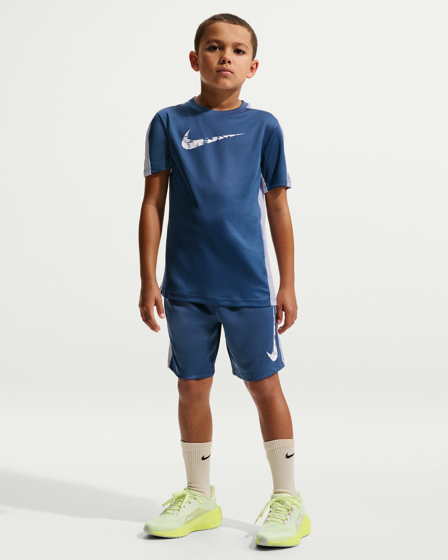 Nike Trophy23 Big Kids' (Boys') Dri-FIT Shorts - Mystic Navy/Ghost/White