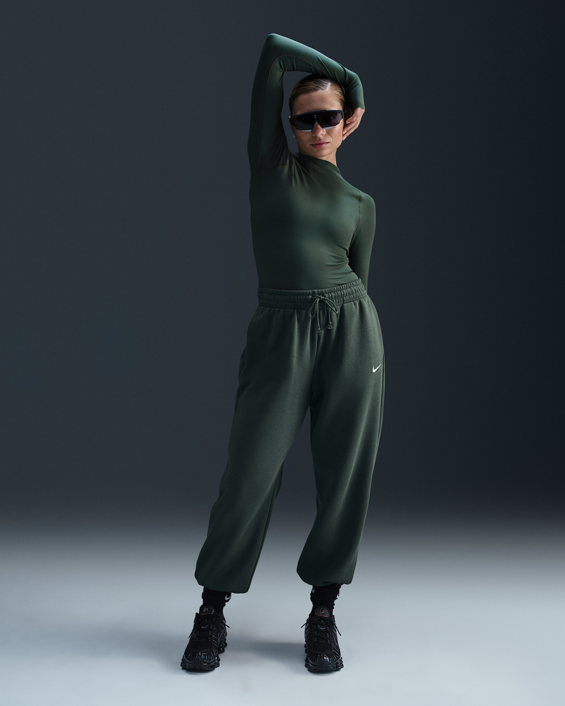 Nike Sportswear Phoenix Fleece Women's High-Waisted Oversized Sweatpants - Vintage Green/Sail