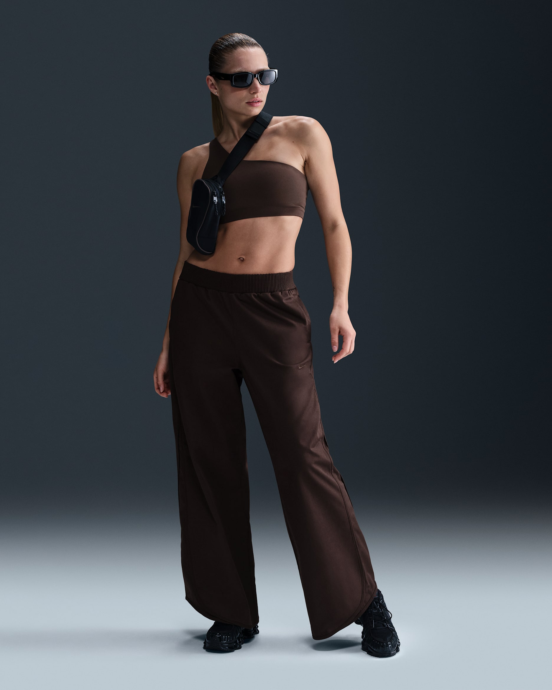 Pantalon de survêtement en sergé taille mi-haute Nike Sportswear Collection pour femme - Velvet Brown/Velvet Brown