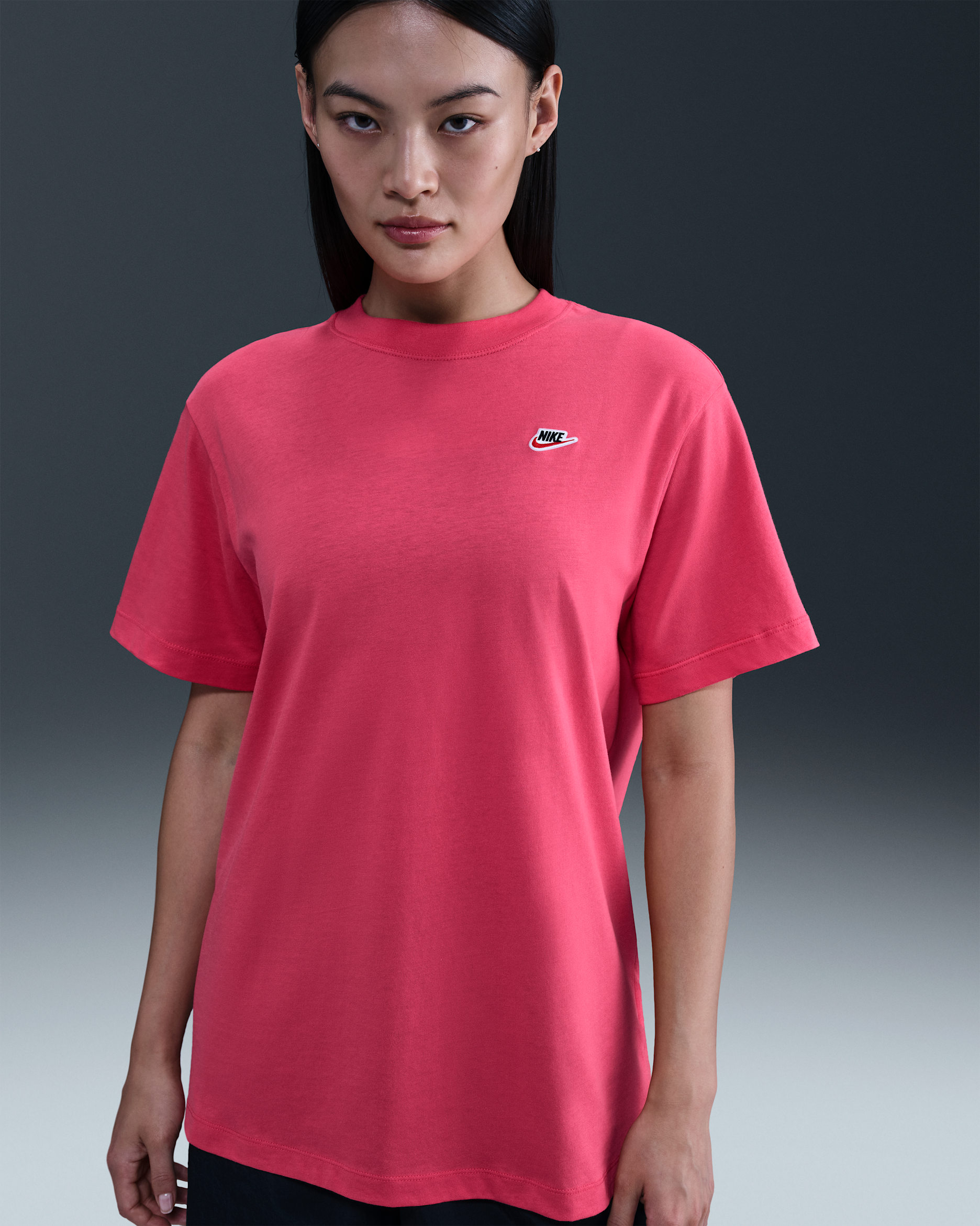 Nike Sportswear Women's T-shirt - Aster Pink