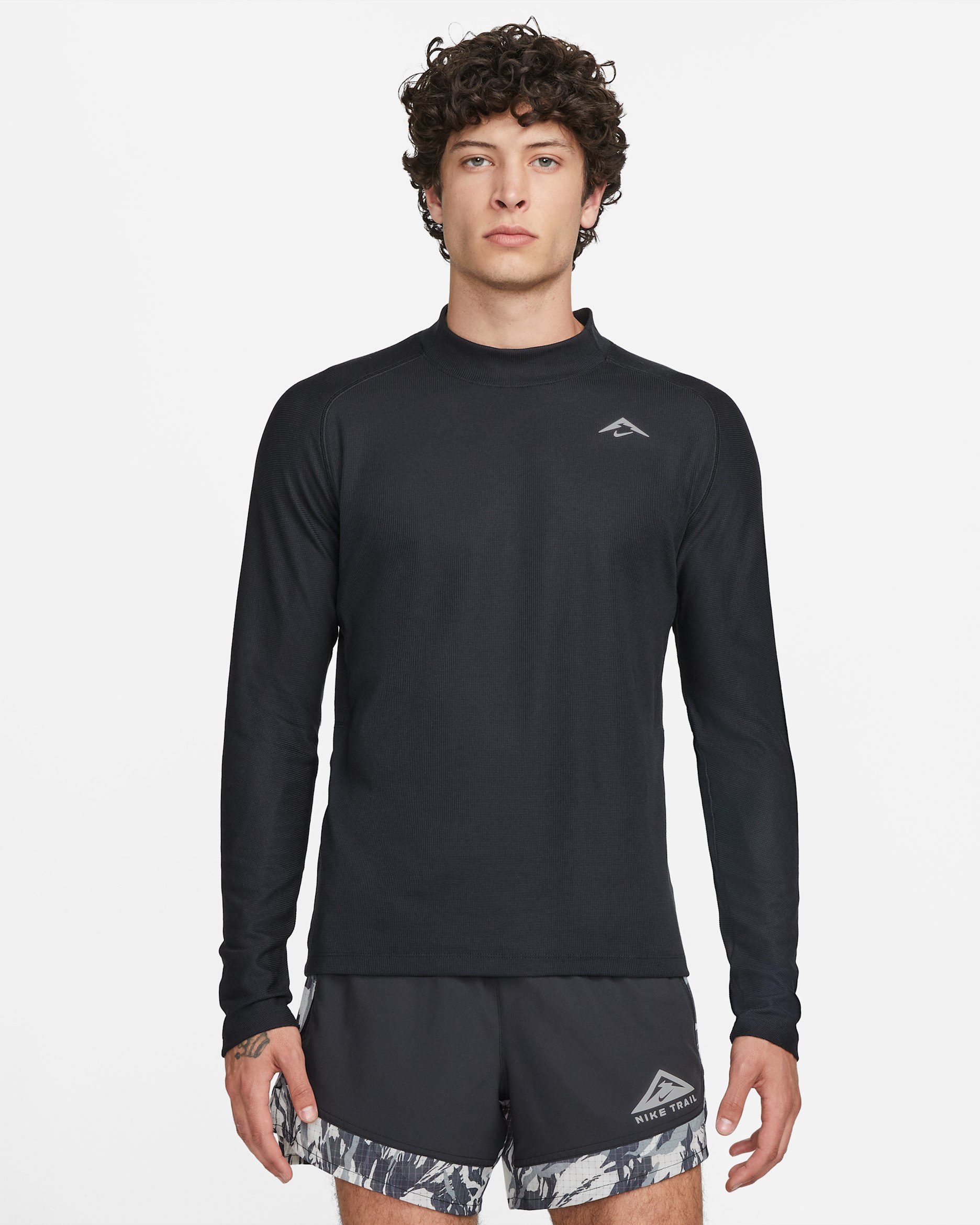 Playera de running de manga larga Dri-FIT para hombre Nike Trail - Negro/Negro/Blanco