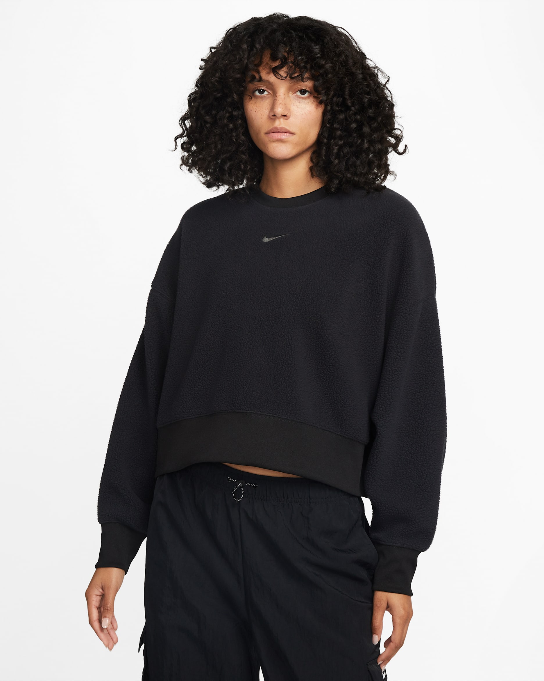 Nike Sportswear Plush Women's Oversized Crew-Neck Mod Crop Sweatshirt - Black/Dark Smoke Grey