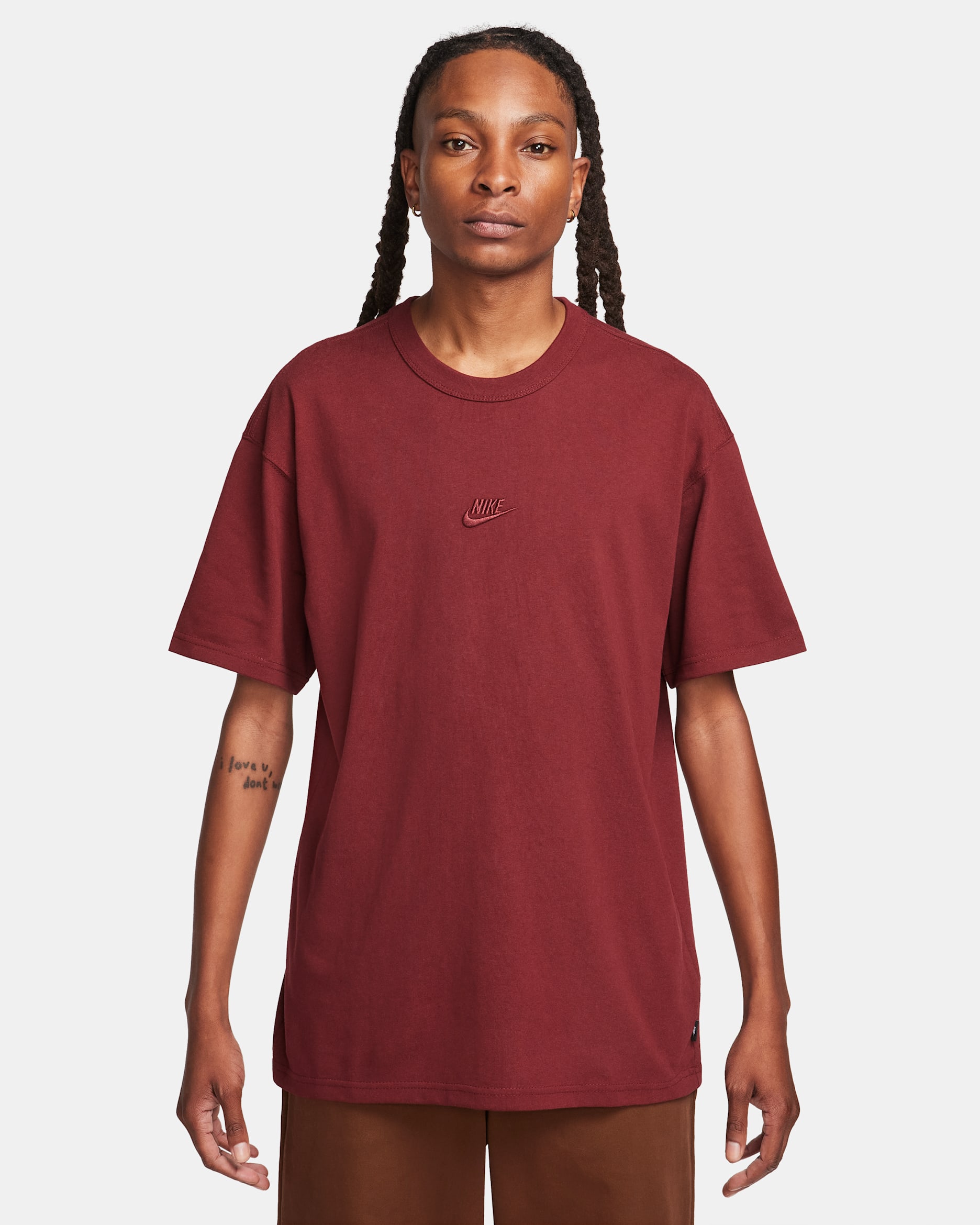 Tee-shirt Nike Sportswear Premium Essentials pour Homme - Dark Team Red