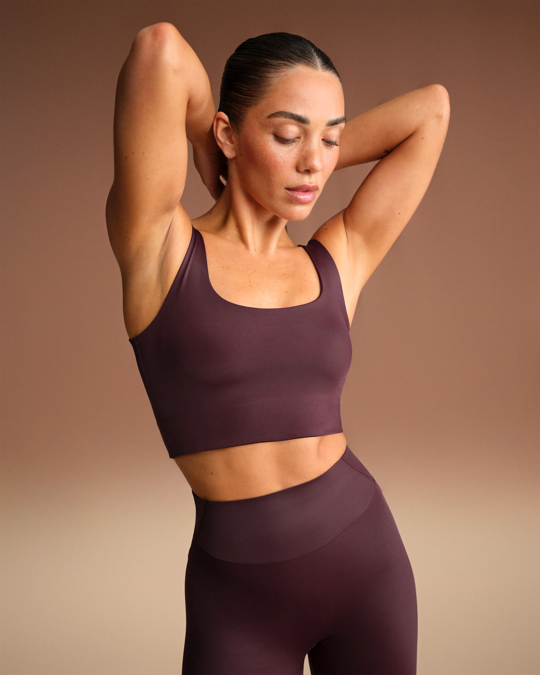 NikeSKIMS Shine Women's Scoop-Neck Bra Top - NSKM CURRANT