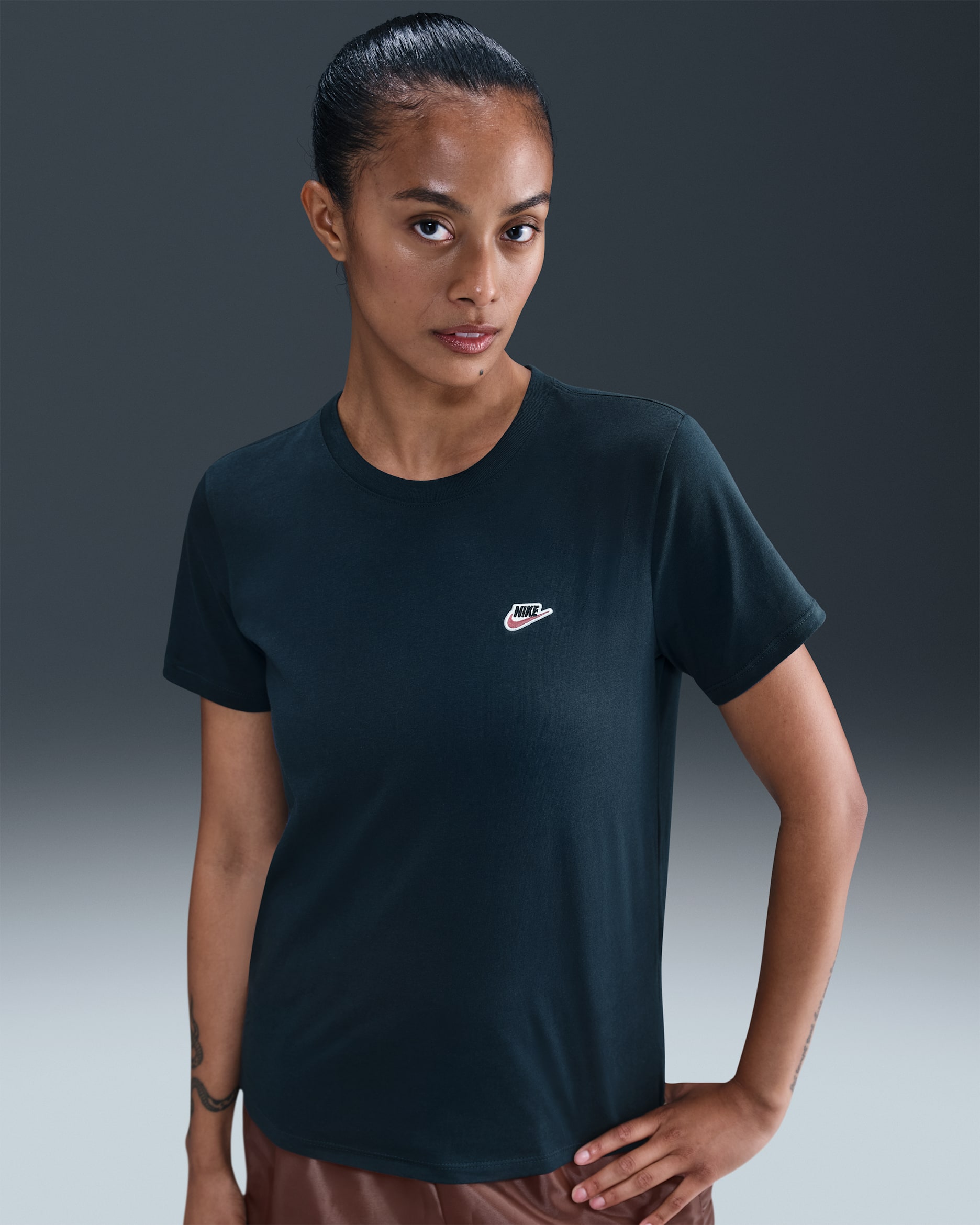 Nike Sportswear Women's T-shirt - Armoury Navy