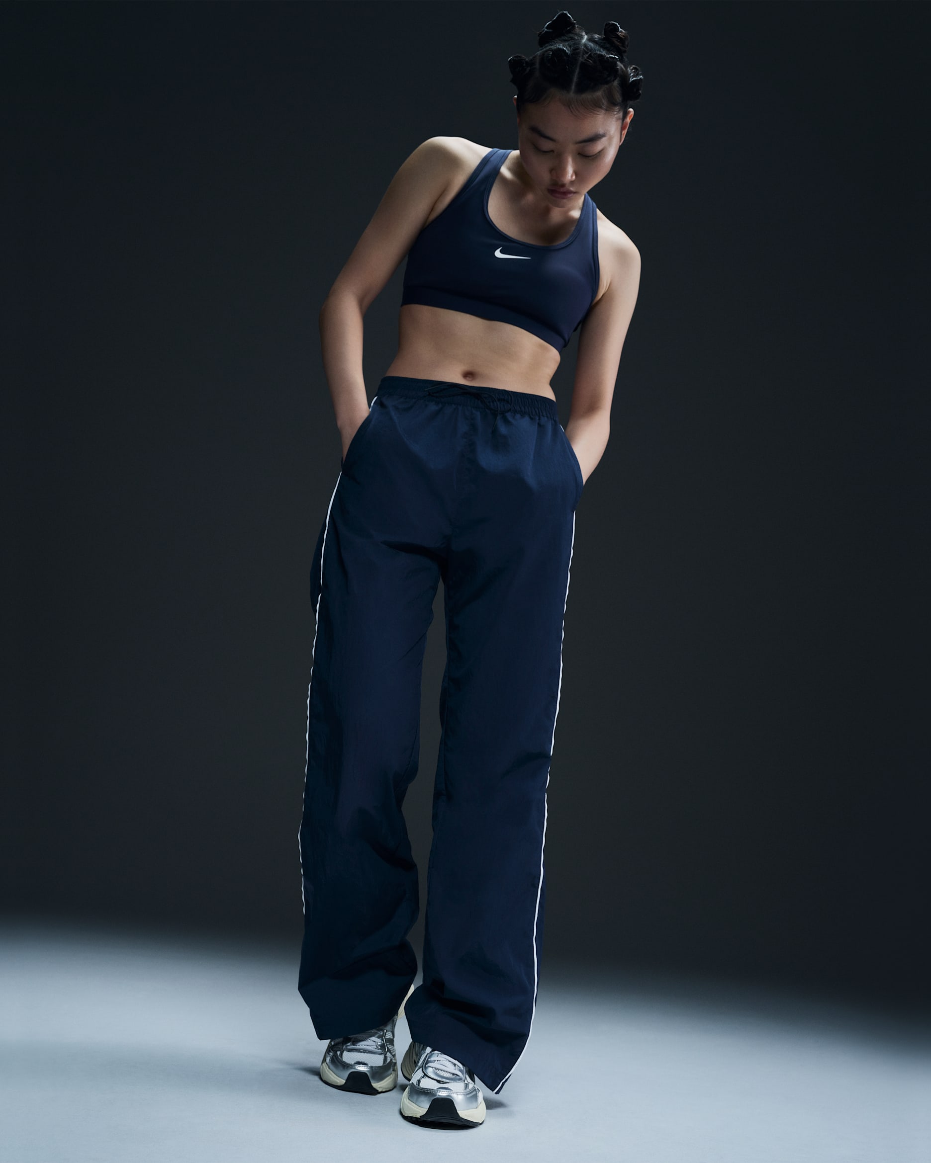 Nike Windrunner Women's High-Waisted Woven Open-Hem Trousers - Armoury Navy/White