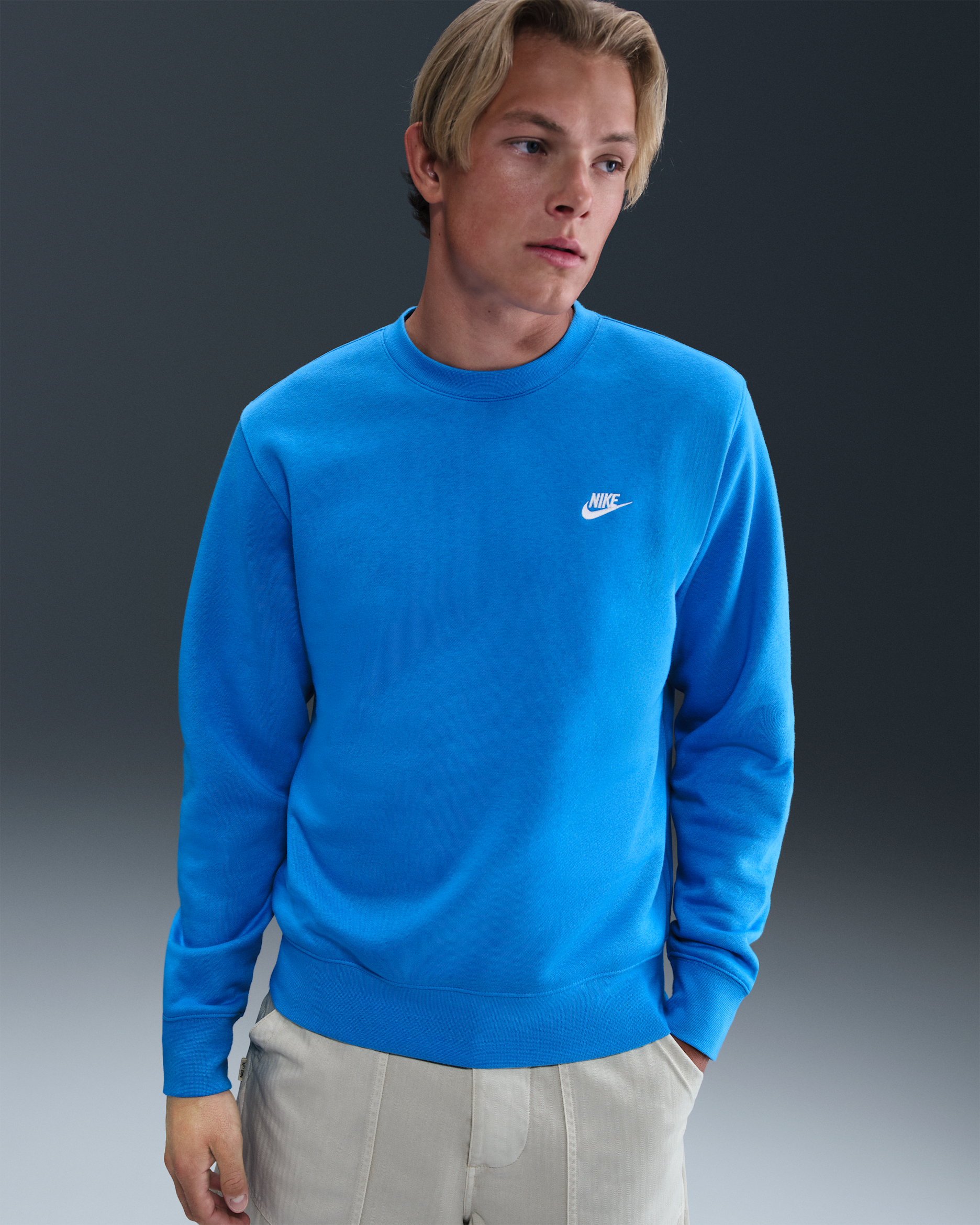 Nike Club Men's Fleece Crew - Light Photo Blue/White