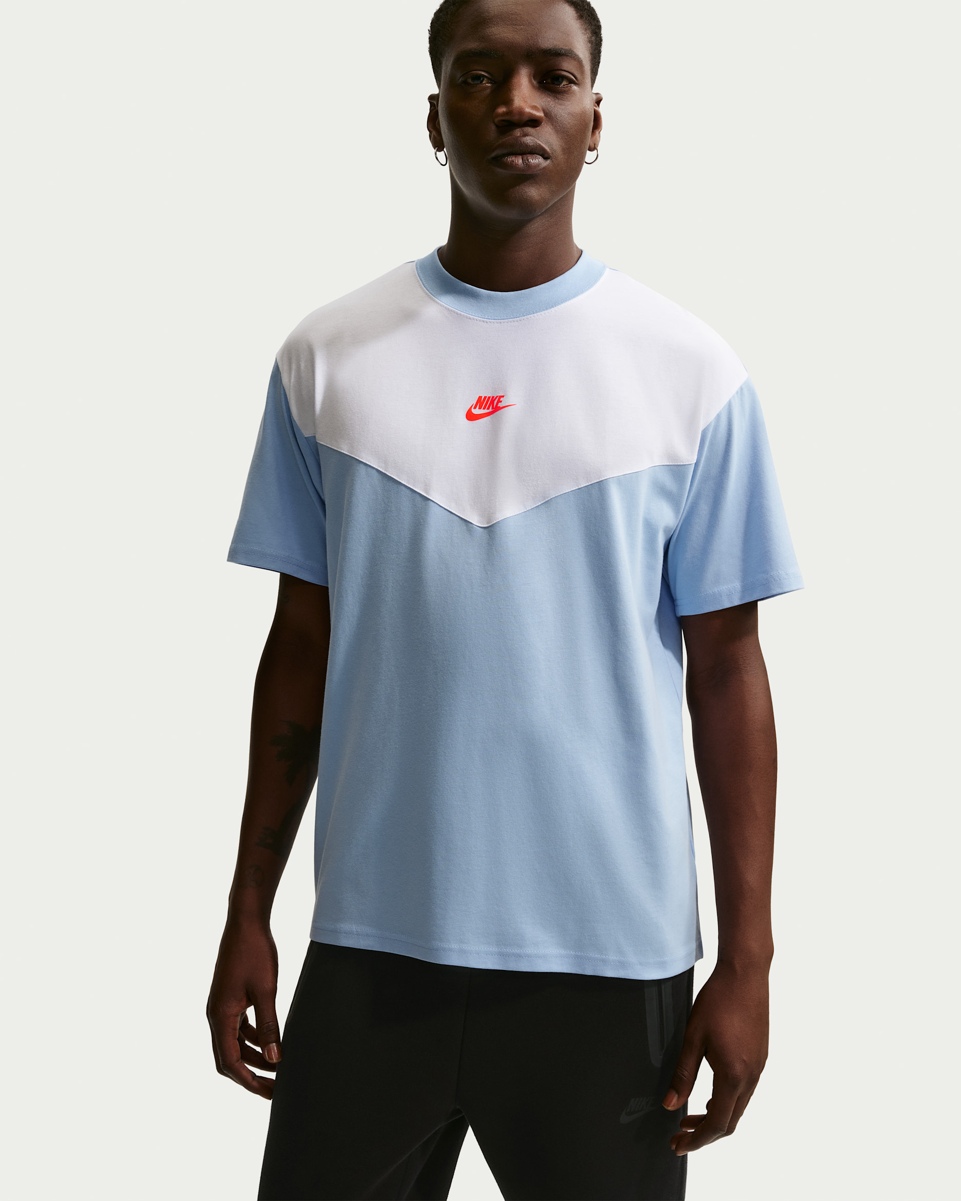 Nike Sportswear T-Shirt (Herren) - Psychic Blue/Weiß/Bright Crimson