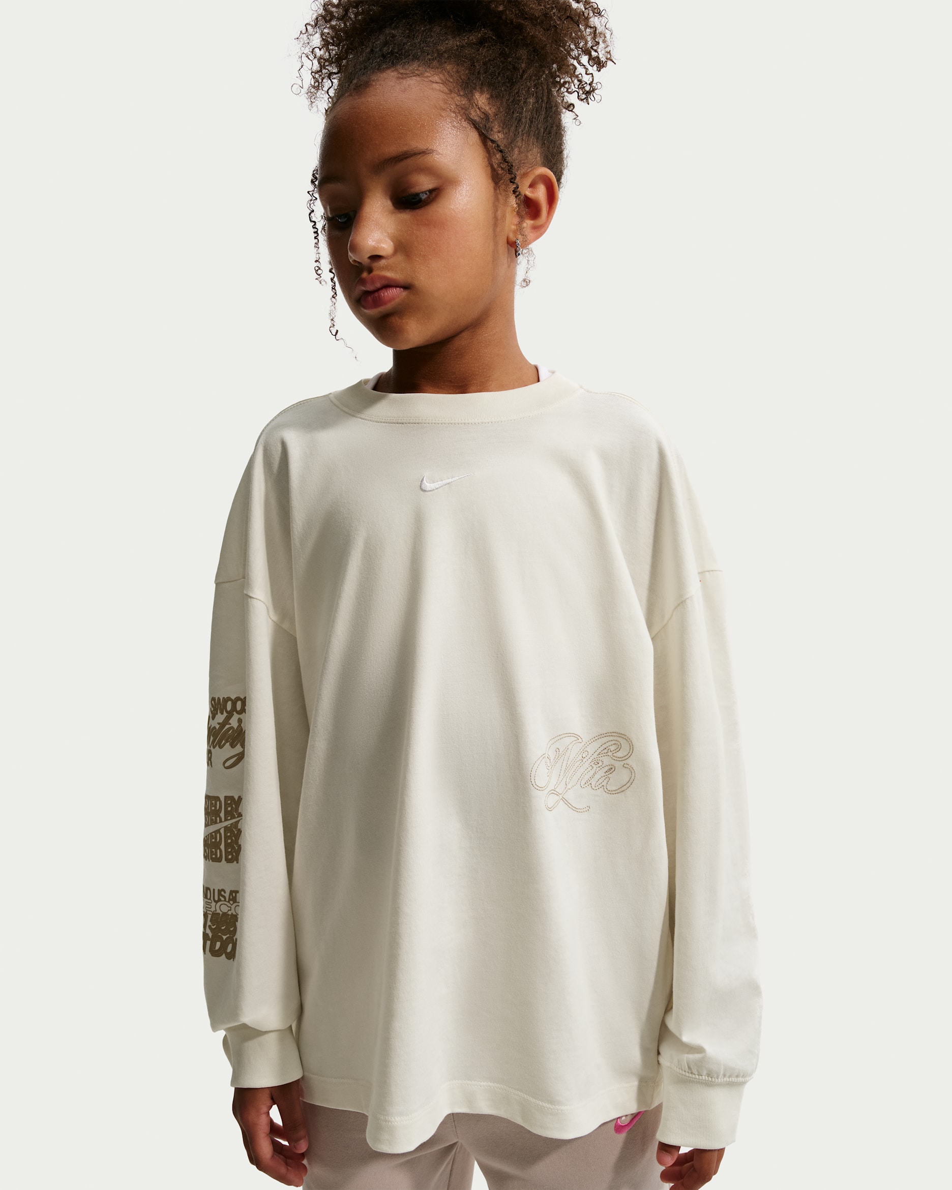 ナイキ スポーツウェア ジュニア（ガールズ）オーバーサイズド長袖Tシャツ - ソフトパール