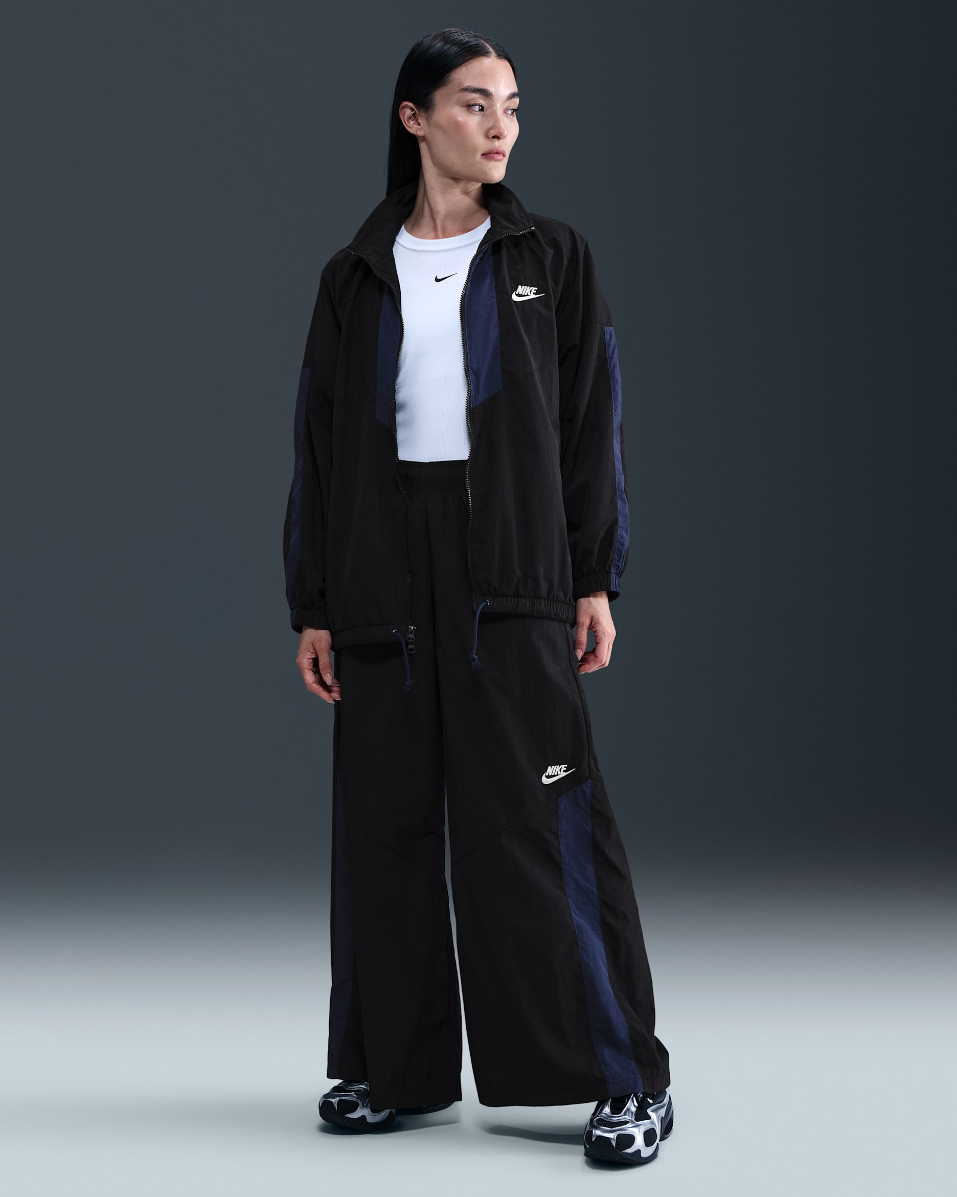 ナイキ スポーツウェア ウィメンズ ワイドレッグ ウーブン パンツ - ブラック/ミッドナイトネイビー/セイル