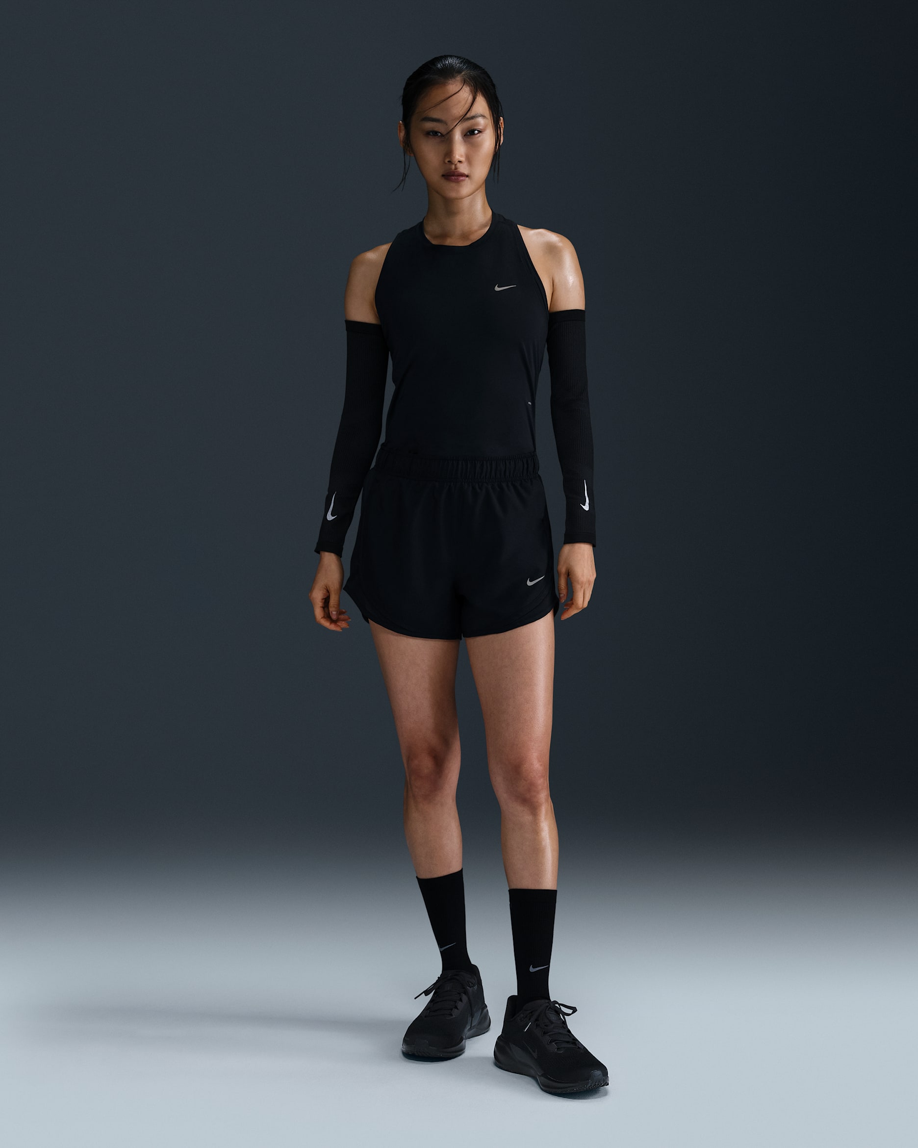 กางเกงวิ่งขาสั้นเอวปานกลางมีซับในผู้หญิง Dri-FIT Nike Tempo - ดำ/ดำ/ดำ