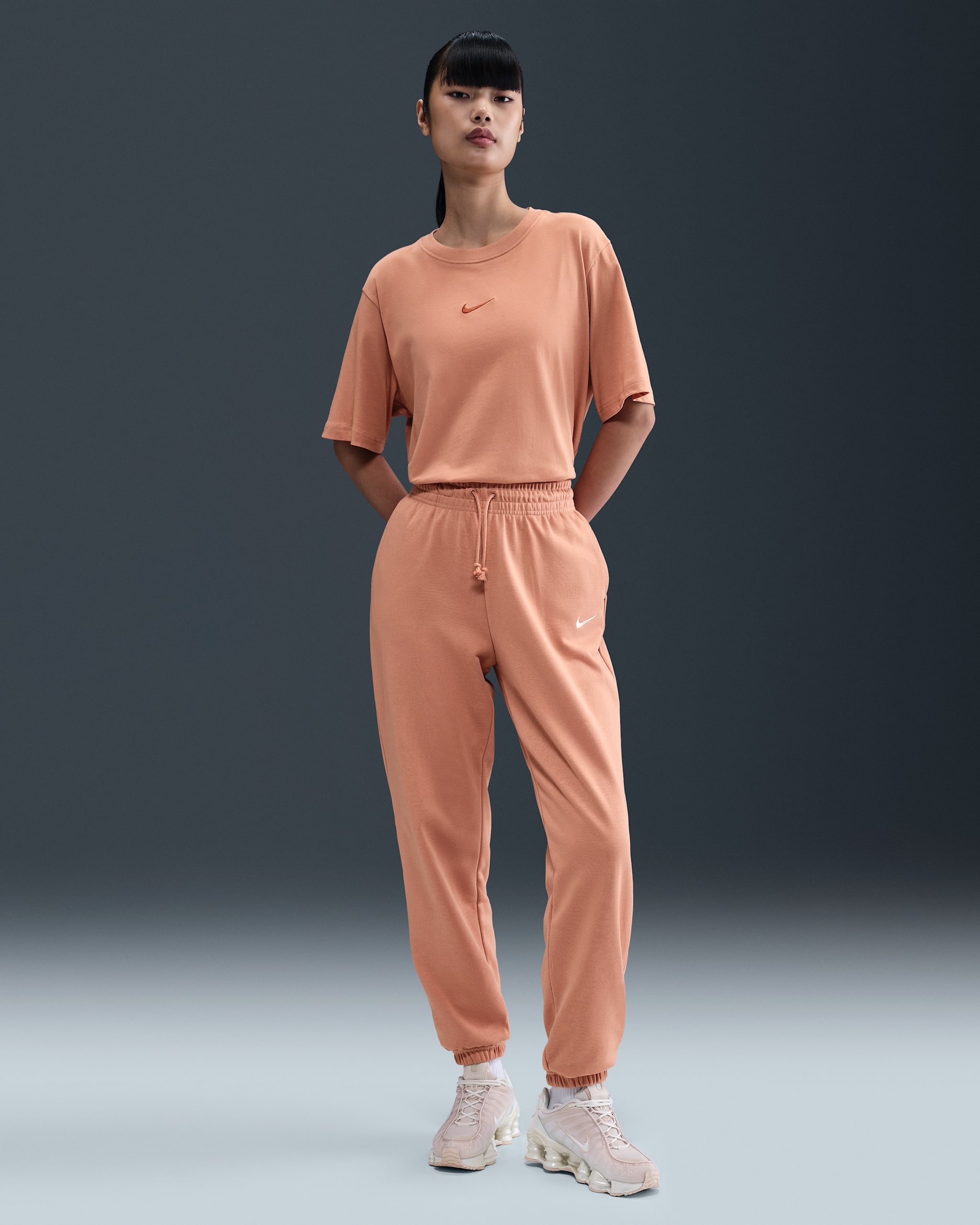 Nike Sportswear Phoenix Fleece Women's High-Waisted Oversized French Terry Tracksuit Bottoms - Rose Gold/Sail