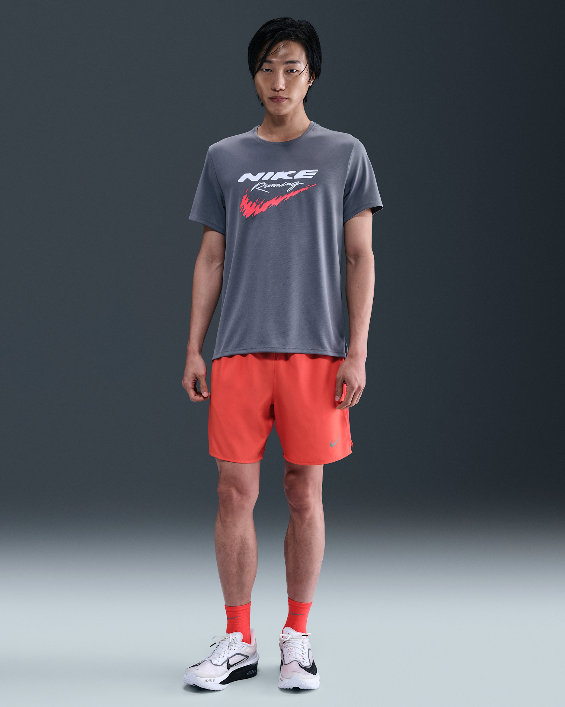 Nike Dri-FIT Challenger 男款 7" 隱藏式內裡多功能短褲 - Bright Crimson/Bright Crimson/黑色