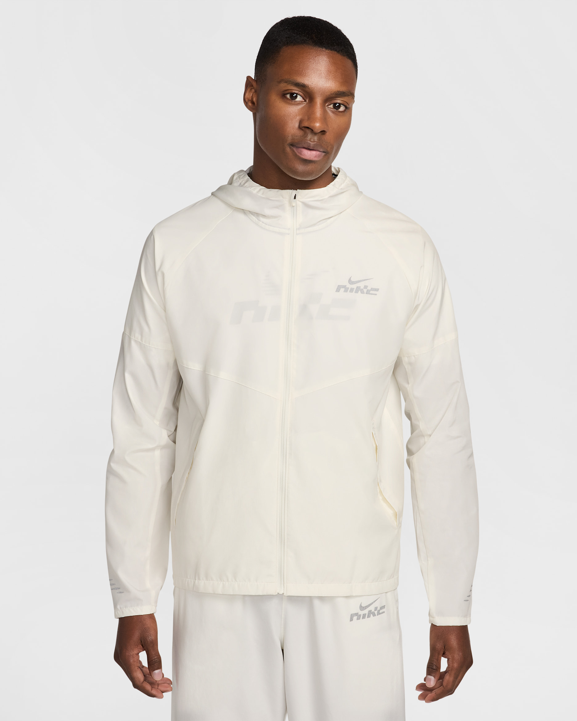Nike Miler Flash Men's Water-Repellent Running Jacket - Sail/Sail