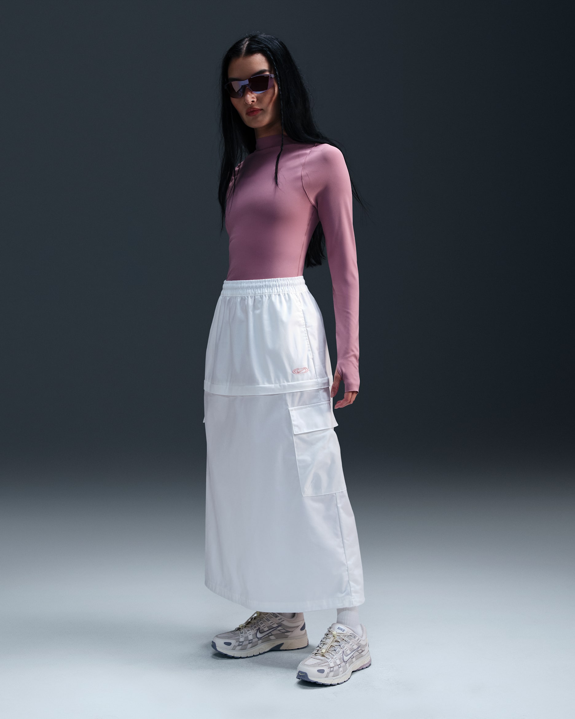 ナイキ スポーツウェア ウィメンズ ミッドライズ ウーブン カーゴ ミディ スカート - サミットホワイト/ピンクグレイズ