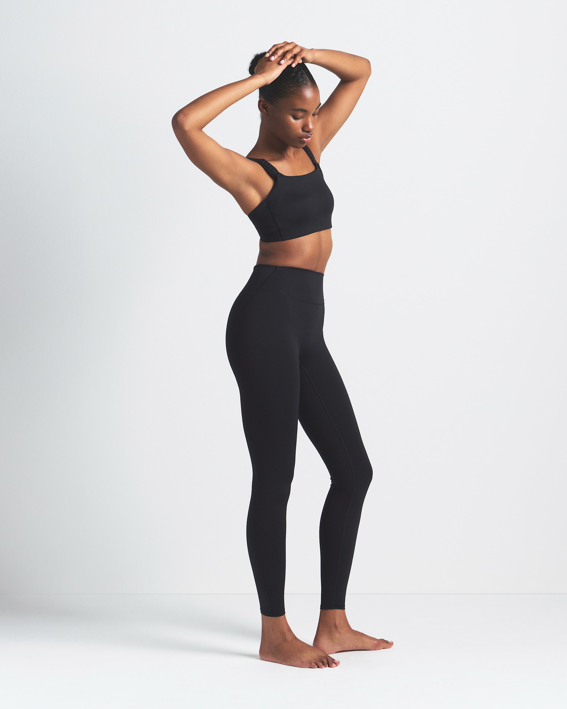 NikeSKIMS Matte Women's High-Waisted 29" Leggings