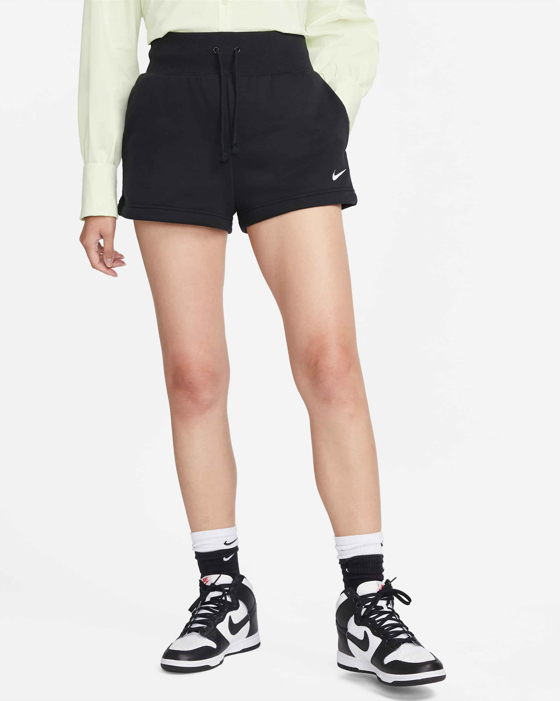 Nike Sportswear Phoenix Fleece 女款高腰短褲 - 黑色/Sail