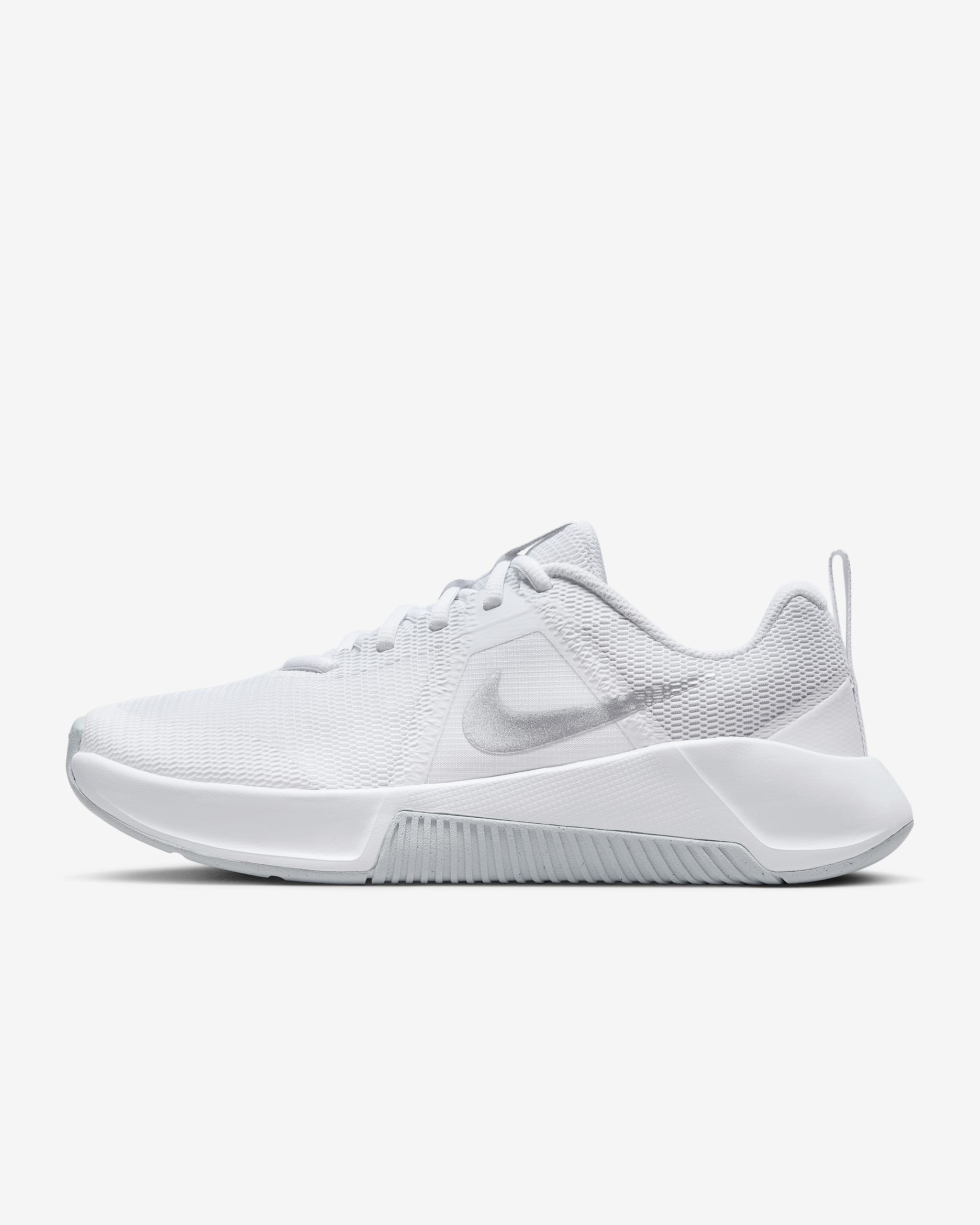 รองเท้าออกกำลังกายผู้หญิง Nike MC Trainer 3 - ขาว/Photon Dust/Metallic Platinum