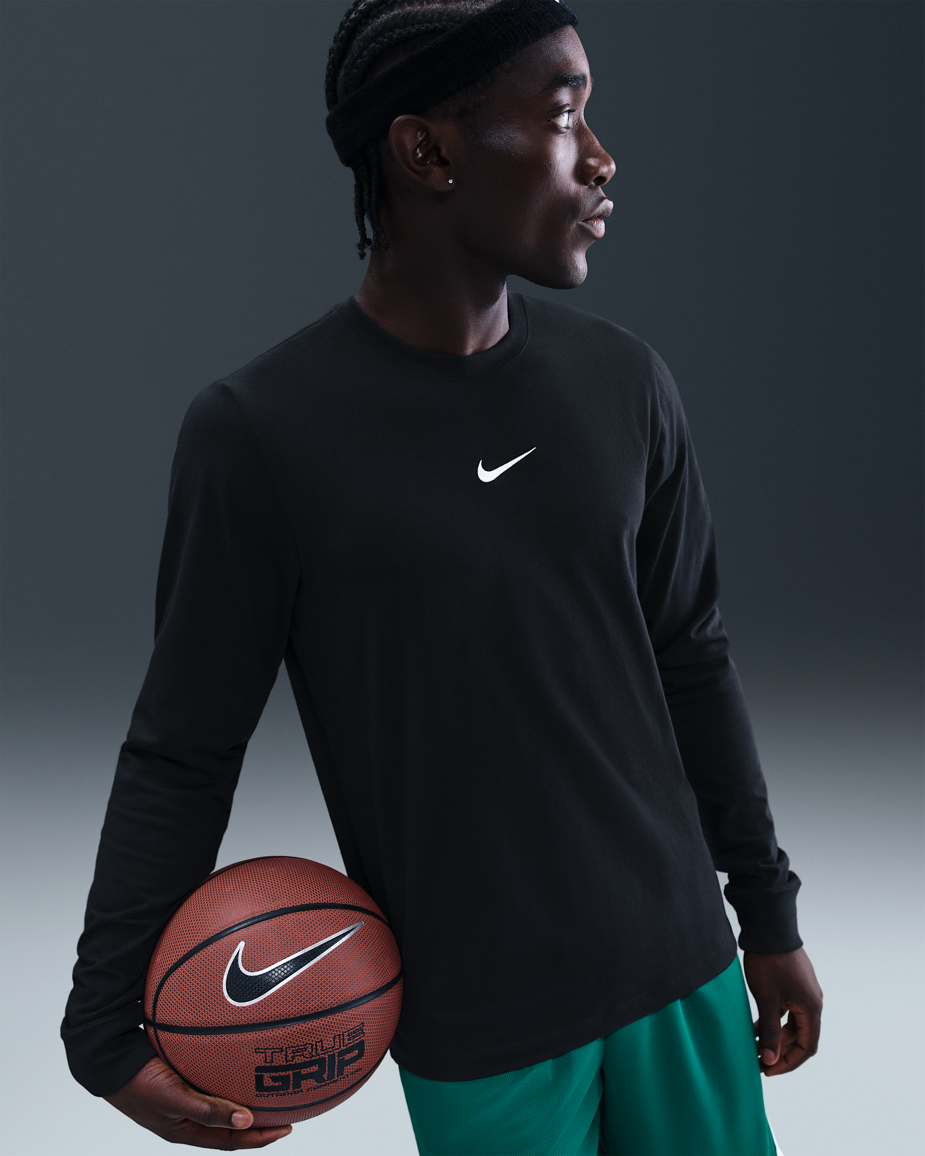 Nike Men's Basketball Long-Sleeve T-Shirt - Black