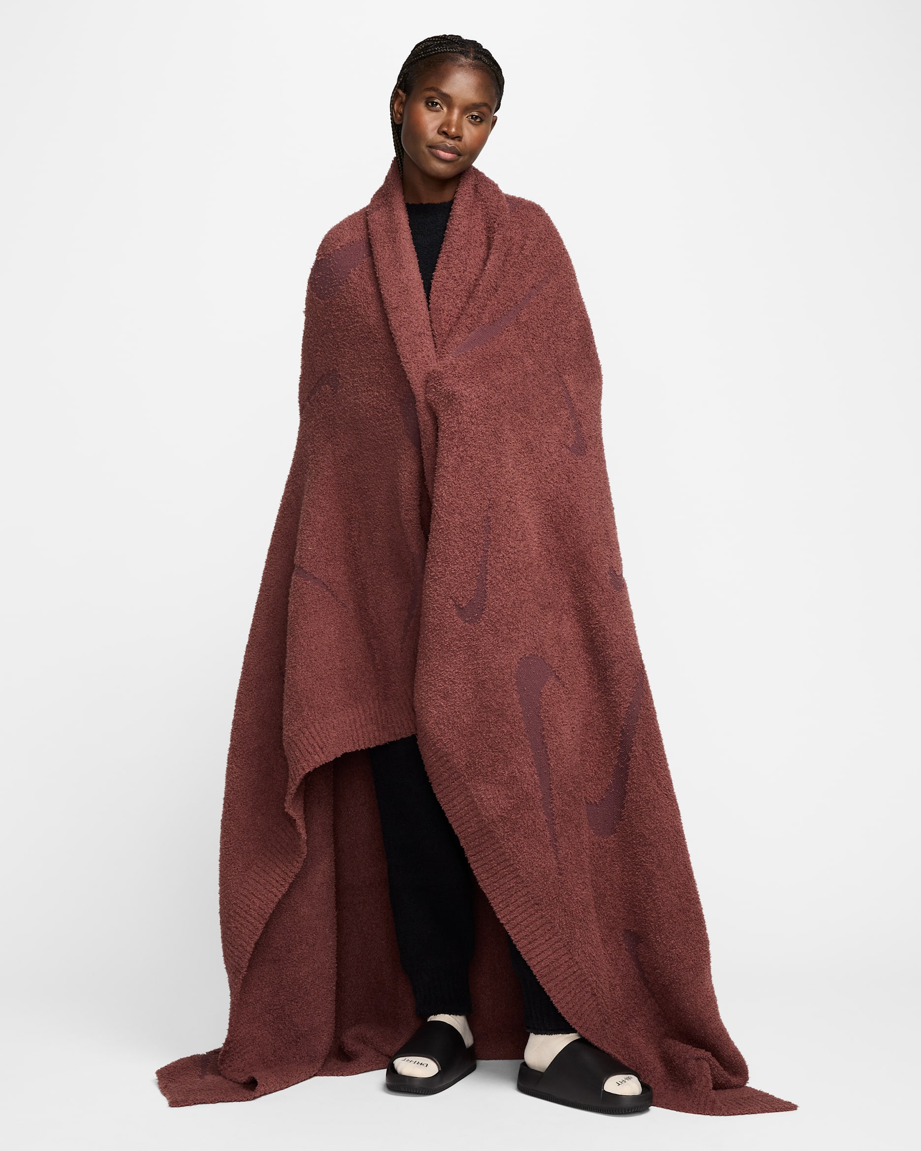Nike Sportswear Phoenix Cozy Bouclé Oversized Knit Blanket - Red Sepia