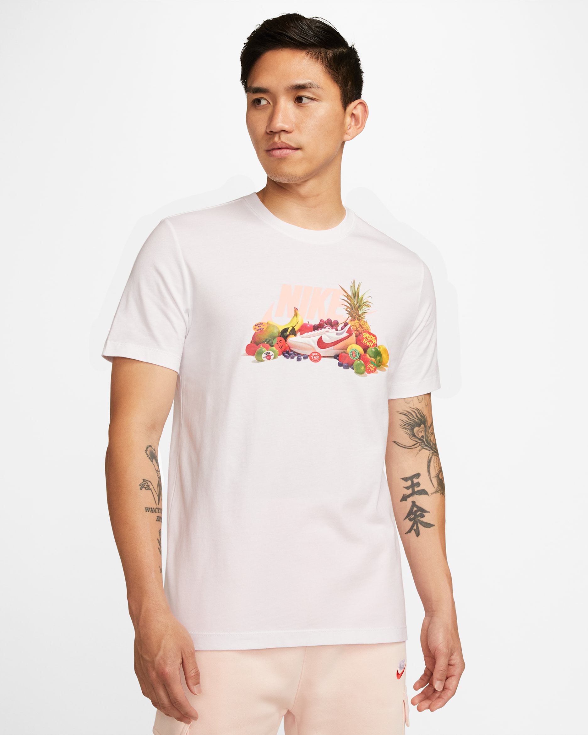 Nike Sportswear 男款 T 恤 - 白色