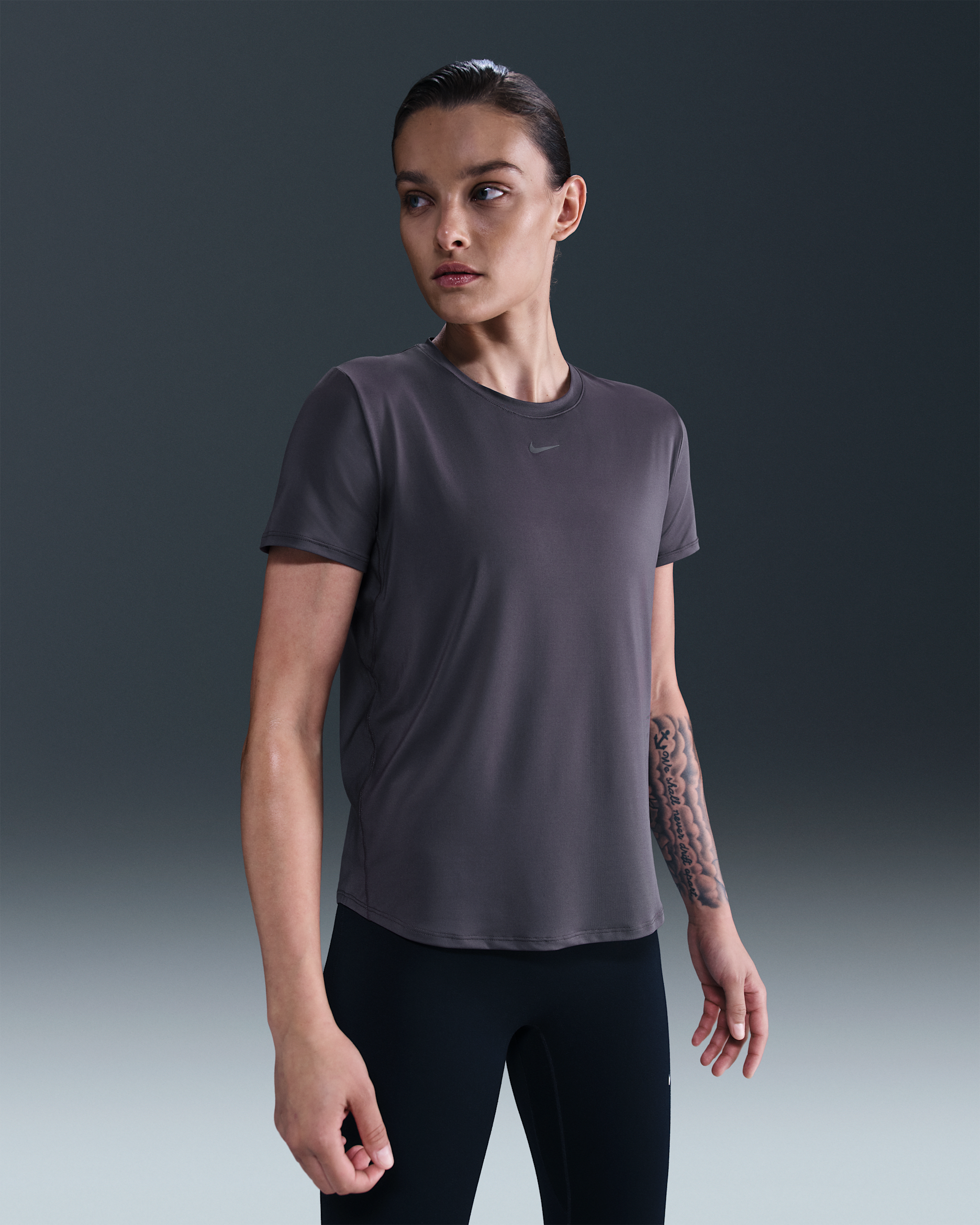 Nike One Classic Women's Dri-FIT Short-Sleeve Top - Thunder Grey