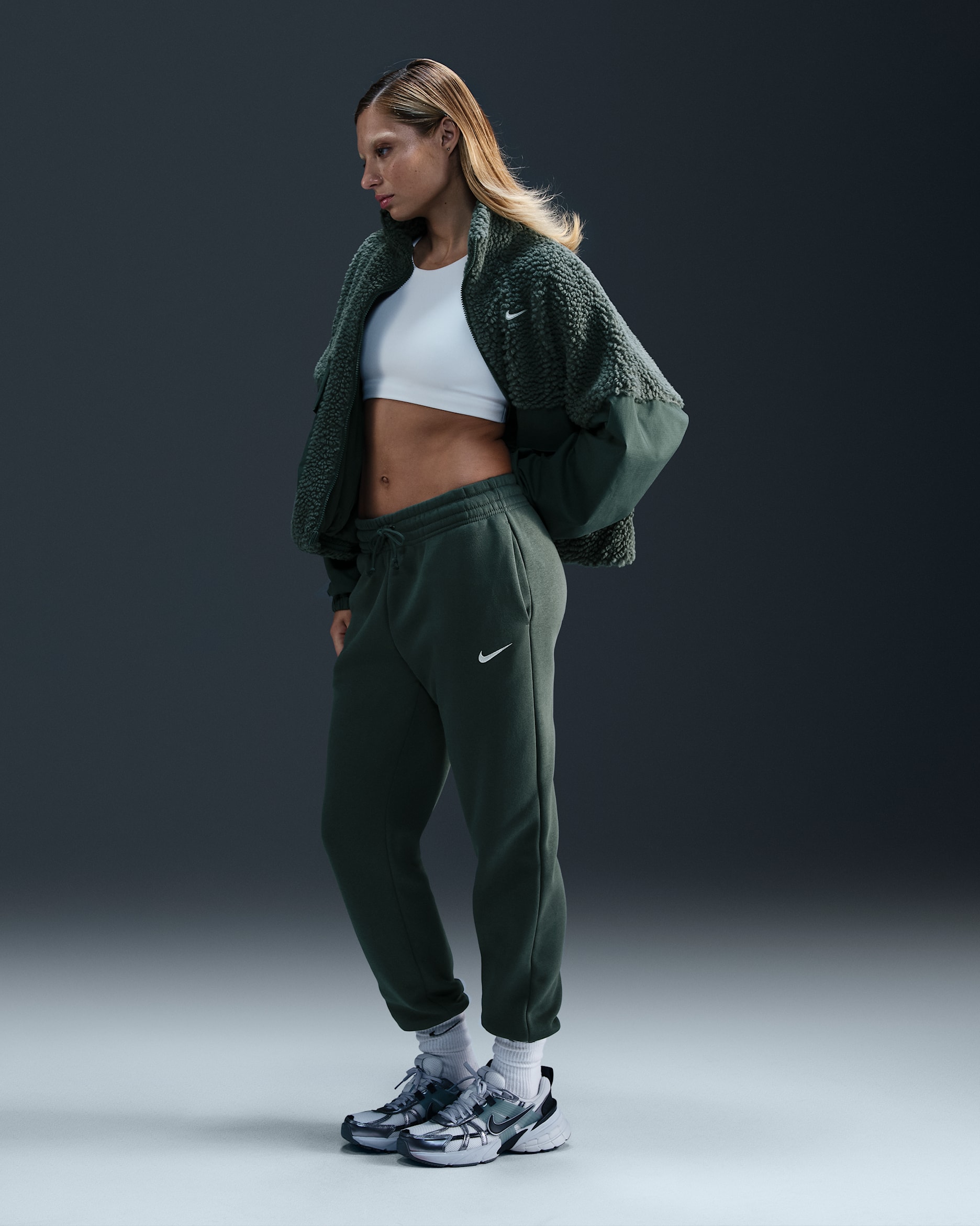Nike Sportswear Phoenix Fleece Women's Mid-Rise Sweatpants - Vintage Green/Sail