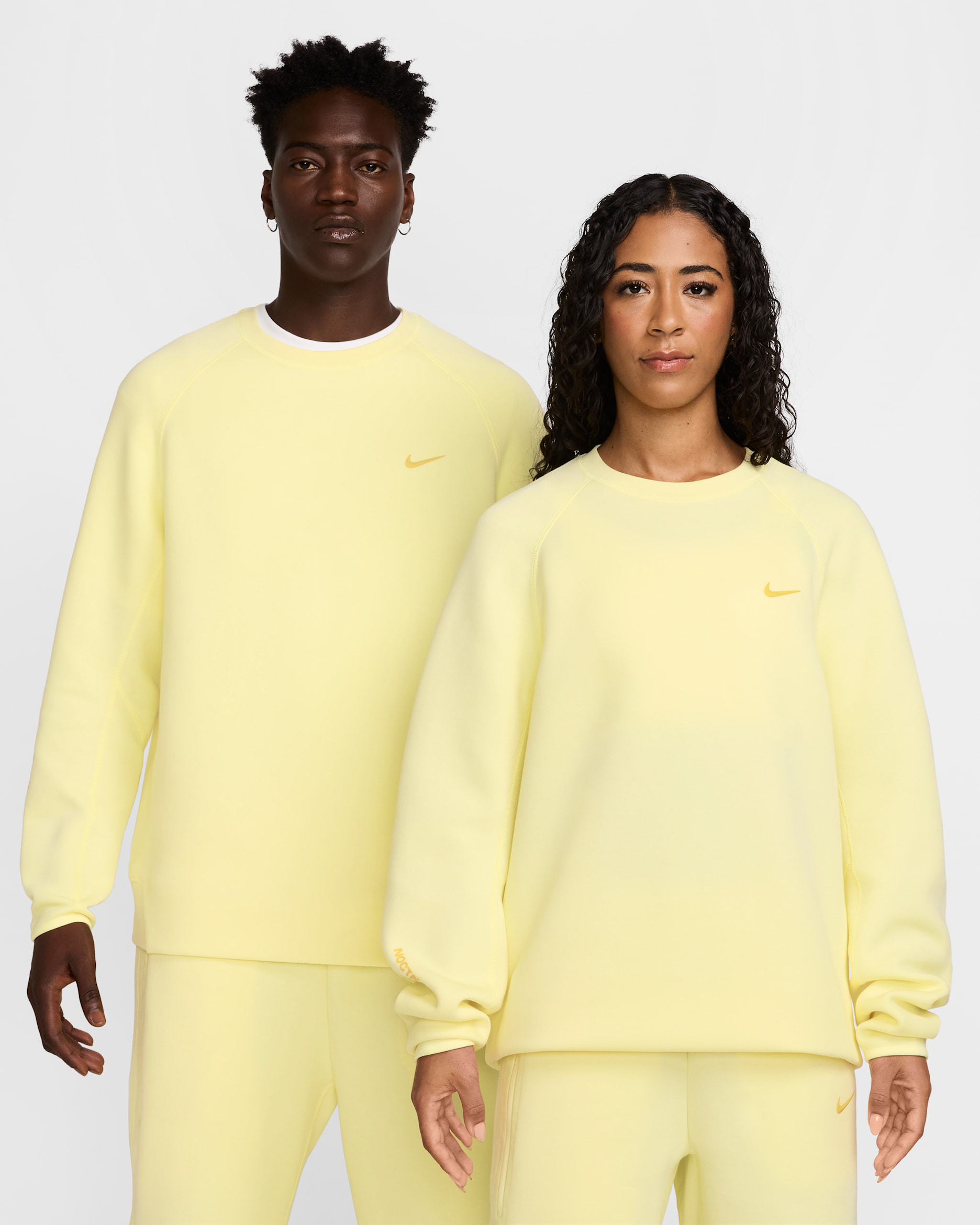 NOCTA Tech Fleece 男款圓領上衣 - Citron Tint/Vivid Sulfur