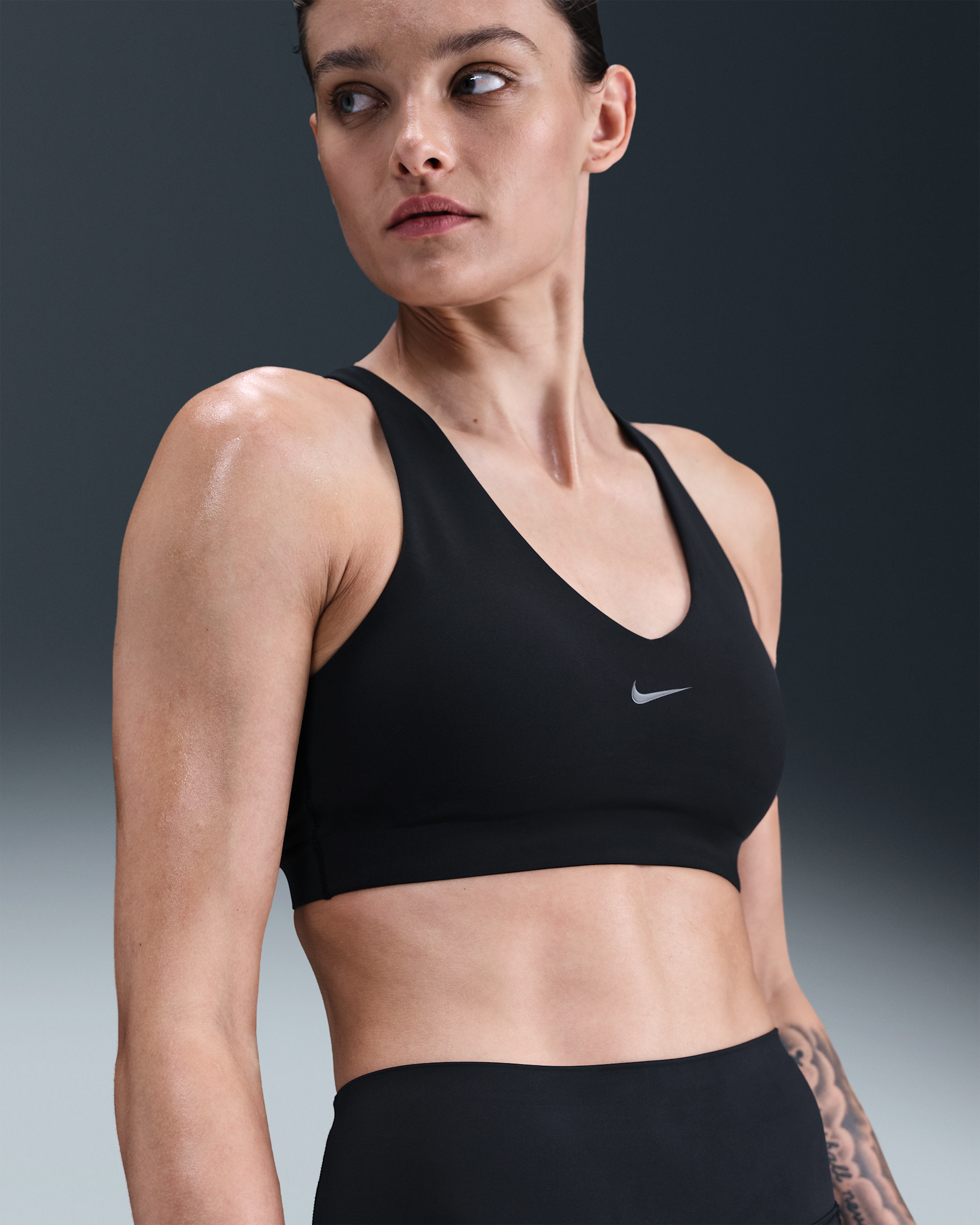 Bra deportivo Nike Universa con almohadilla de media sujeción para mujer - Negro/Antracita/Gris humo oscuro