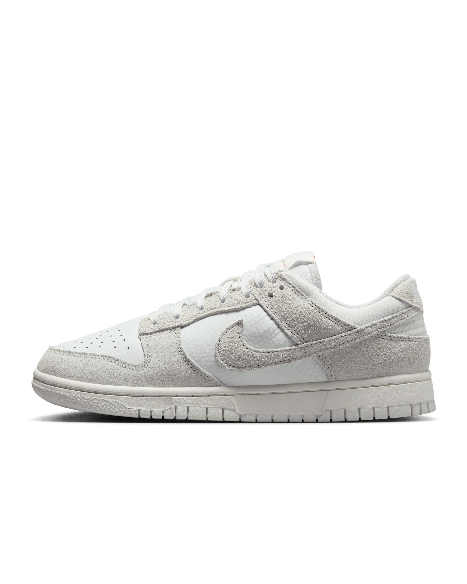 Tenis para mujer Nike Dunk Low - Blanco cumbre/Rojo universitario/Polvo fotón