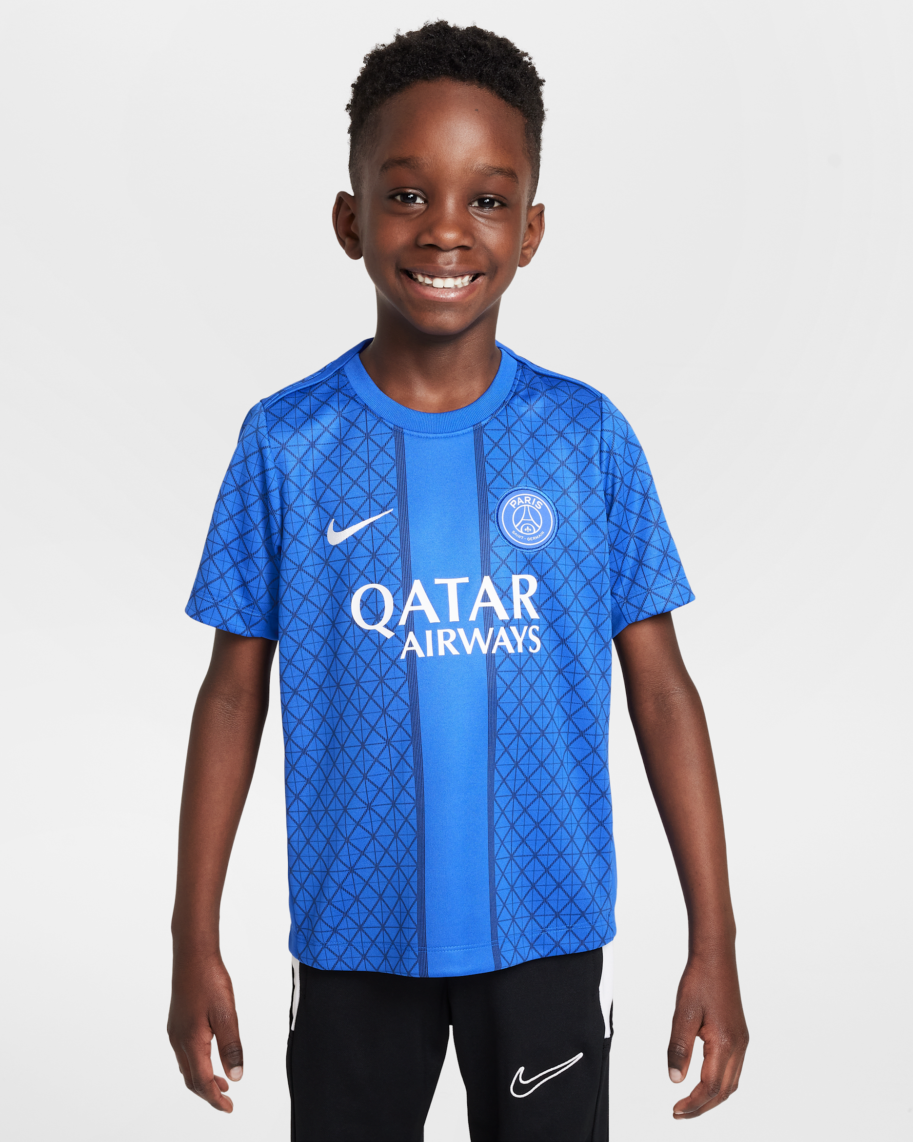 Paris Saint-Germain Academy Pro İç Saha Jordan Dri-FIT Maç Öncesi Kısa Kollu Küçük Çocuk Futbol Üstü - Hyper Royal/Midnight Navy/Beyaz