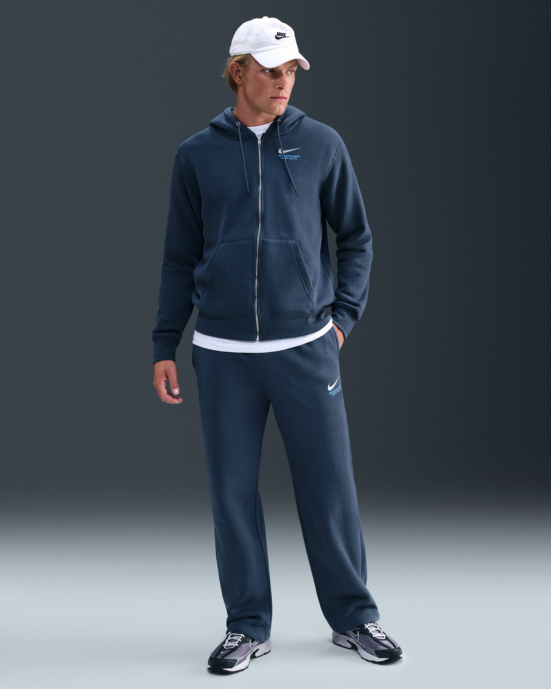 Nike Sportswear Club Men's Oversized Bungee Joggers - Thunder Blue