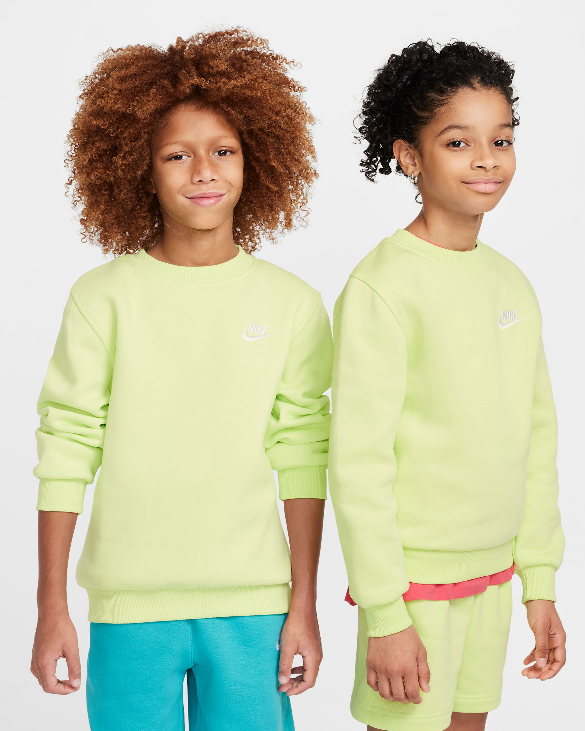 Sudadera para niños talla grande Nike Sportswear Club Fleece - Toque de limón claro/Blanco