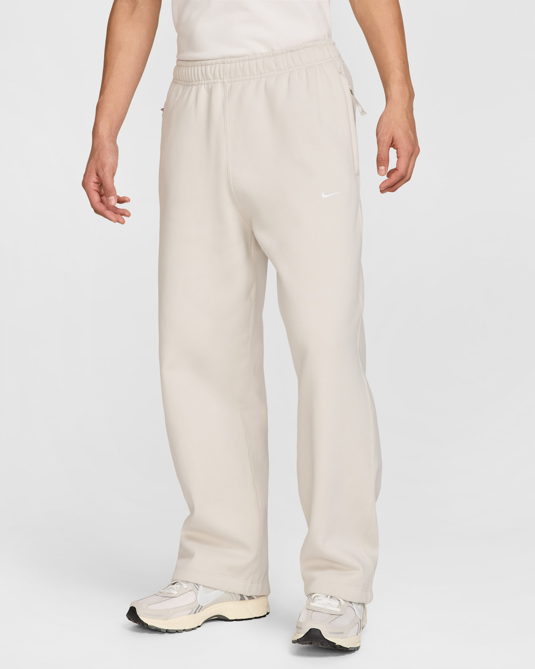 ナイキ スポーツウェア スウッシュ メンズ オープンヘム フリース パンツ - ライトボーン/ホワイト