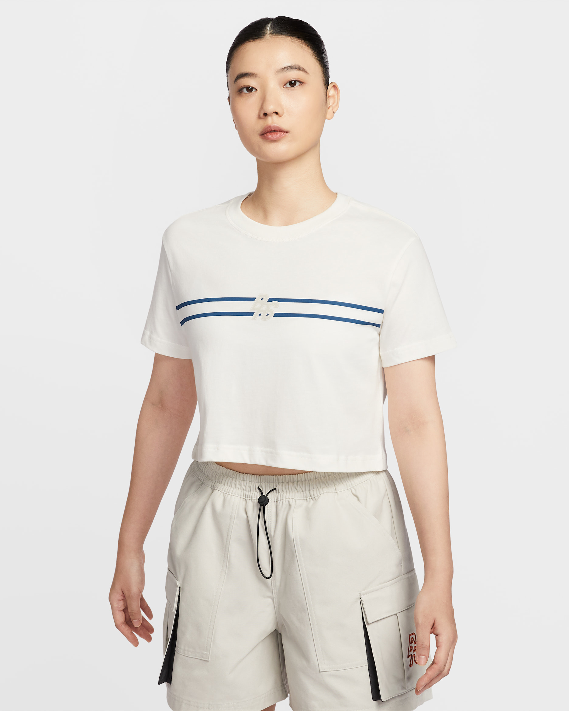 Nike Sportswear Club Women's Loose Cropped T-Shirt - Sail