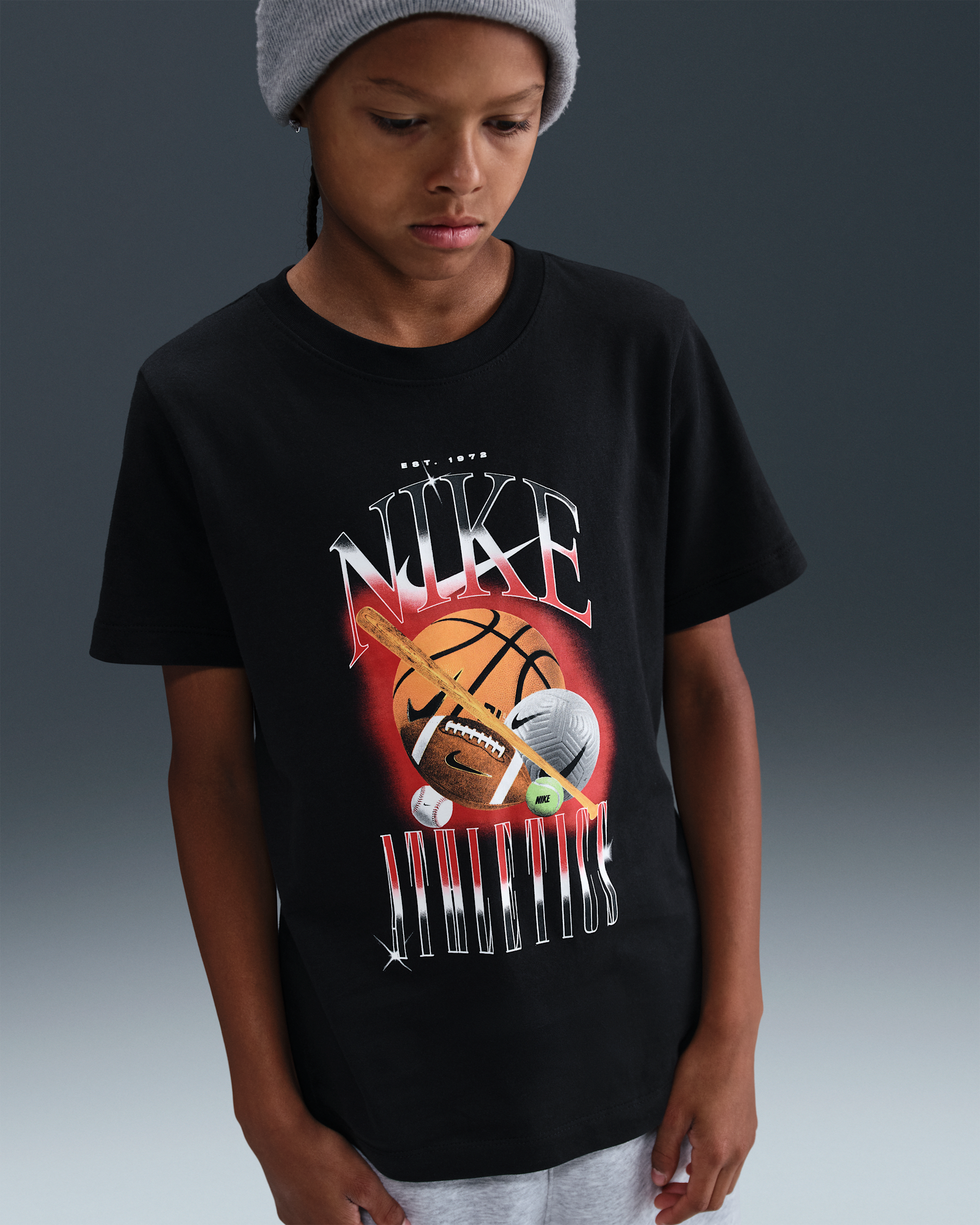 Playera para niños talla grande Nike Sportswear - Negro