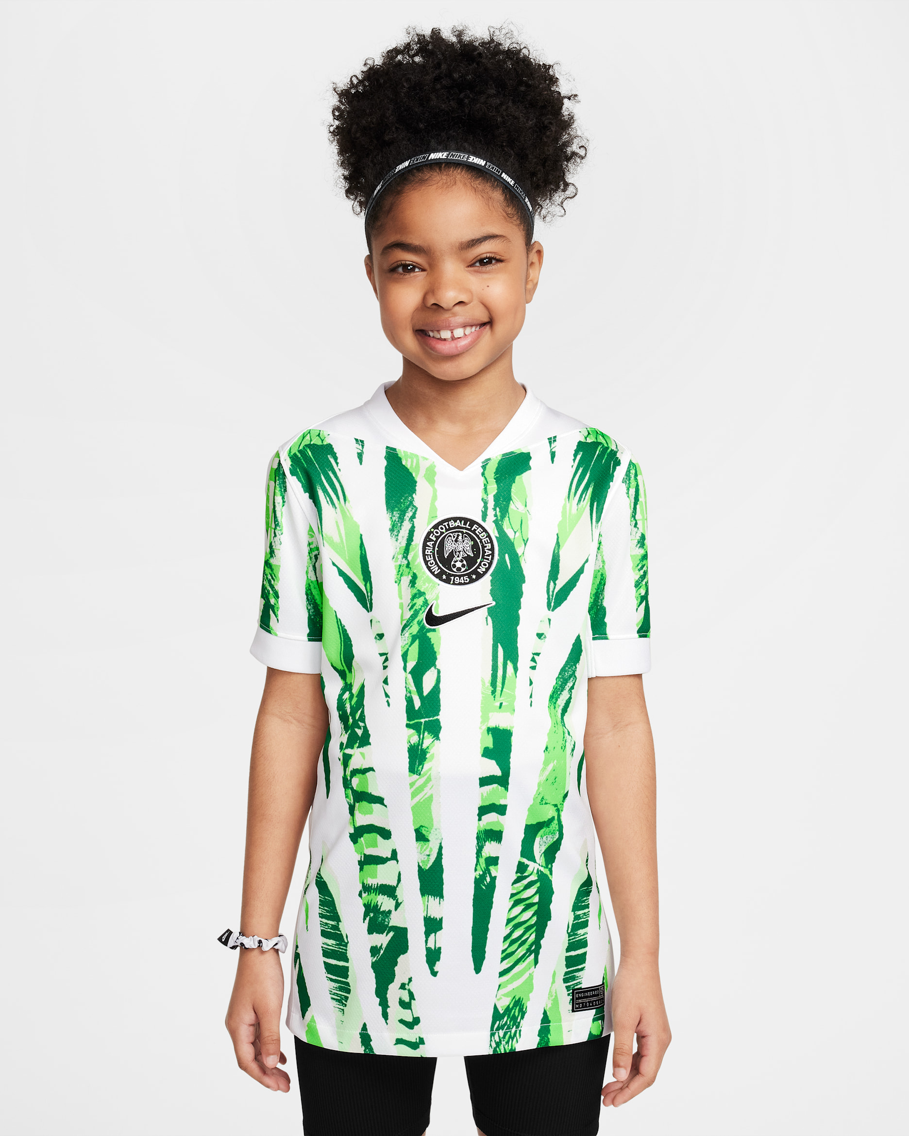 Nigeria 2025 Stadium Away (Women's Team) Older Kids' Nike Dri-FIT Football Replica Shirt - White/Pine Green/Green Strike/Black