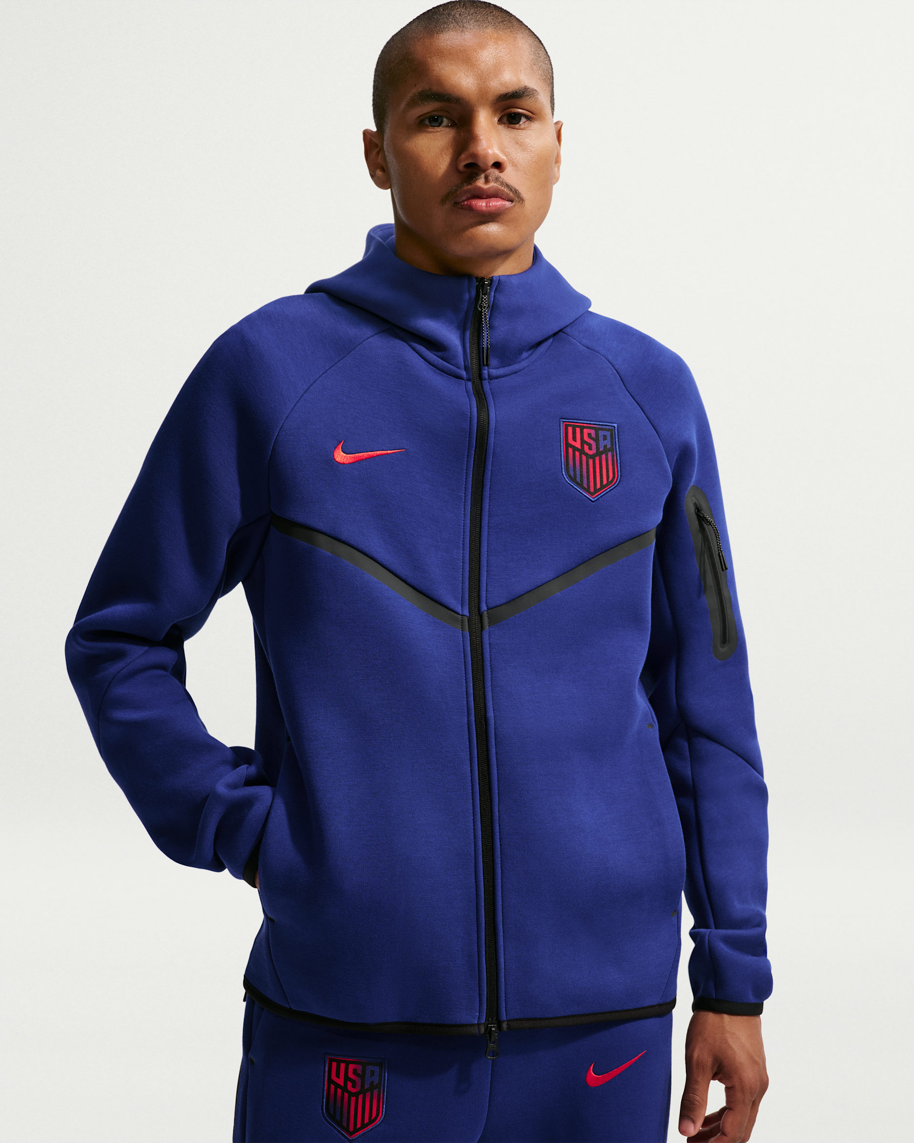 USMNT Tech Fleece Windrunner Men's Nike Soccer Full-Zip Hoodie - Deep Royal Blue/Challenge Red